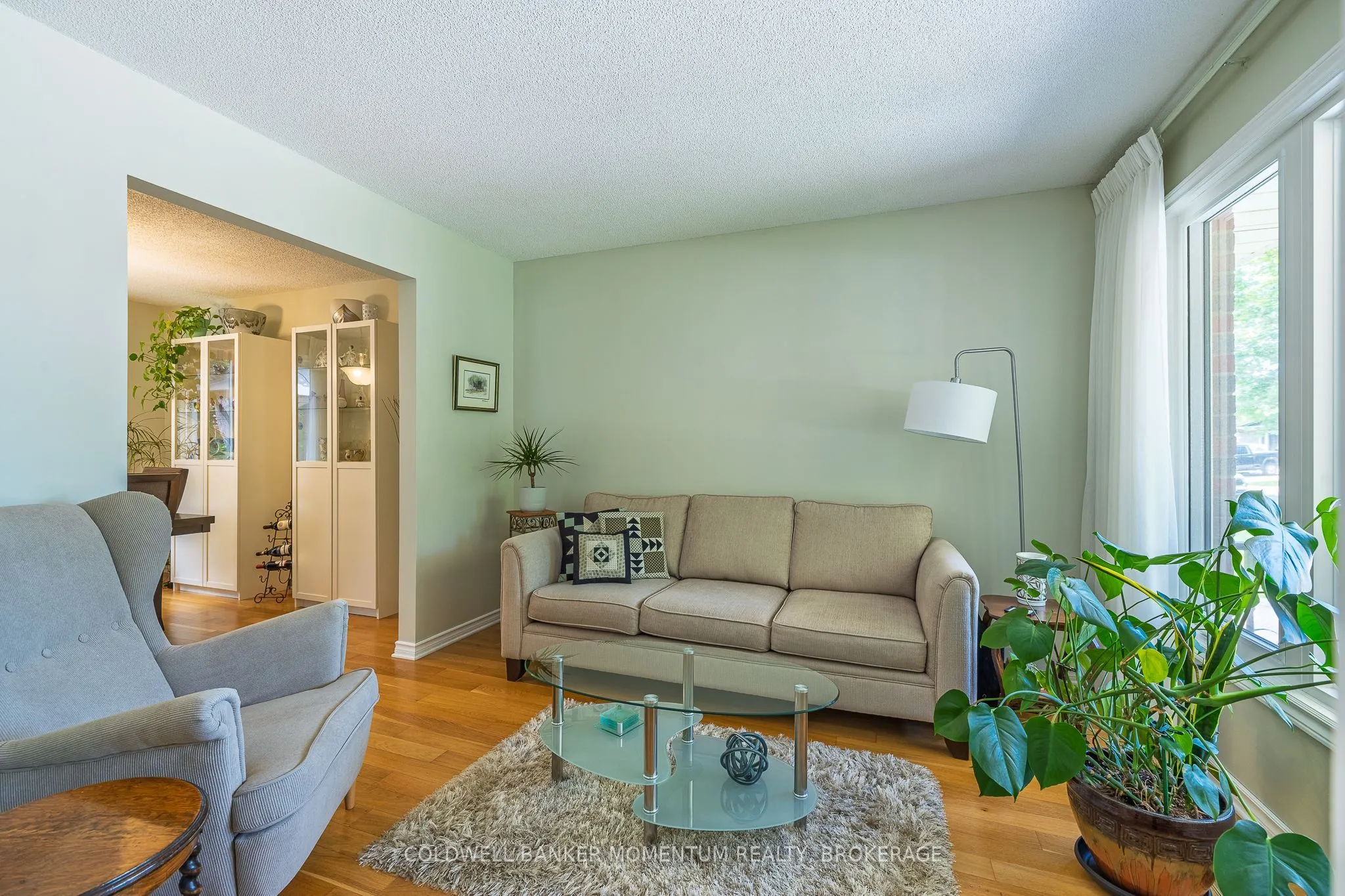 4544 IVY GARDENS Crescent