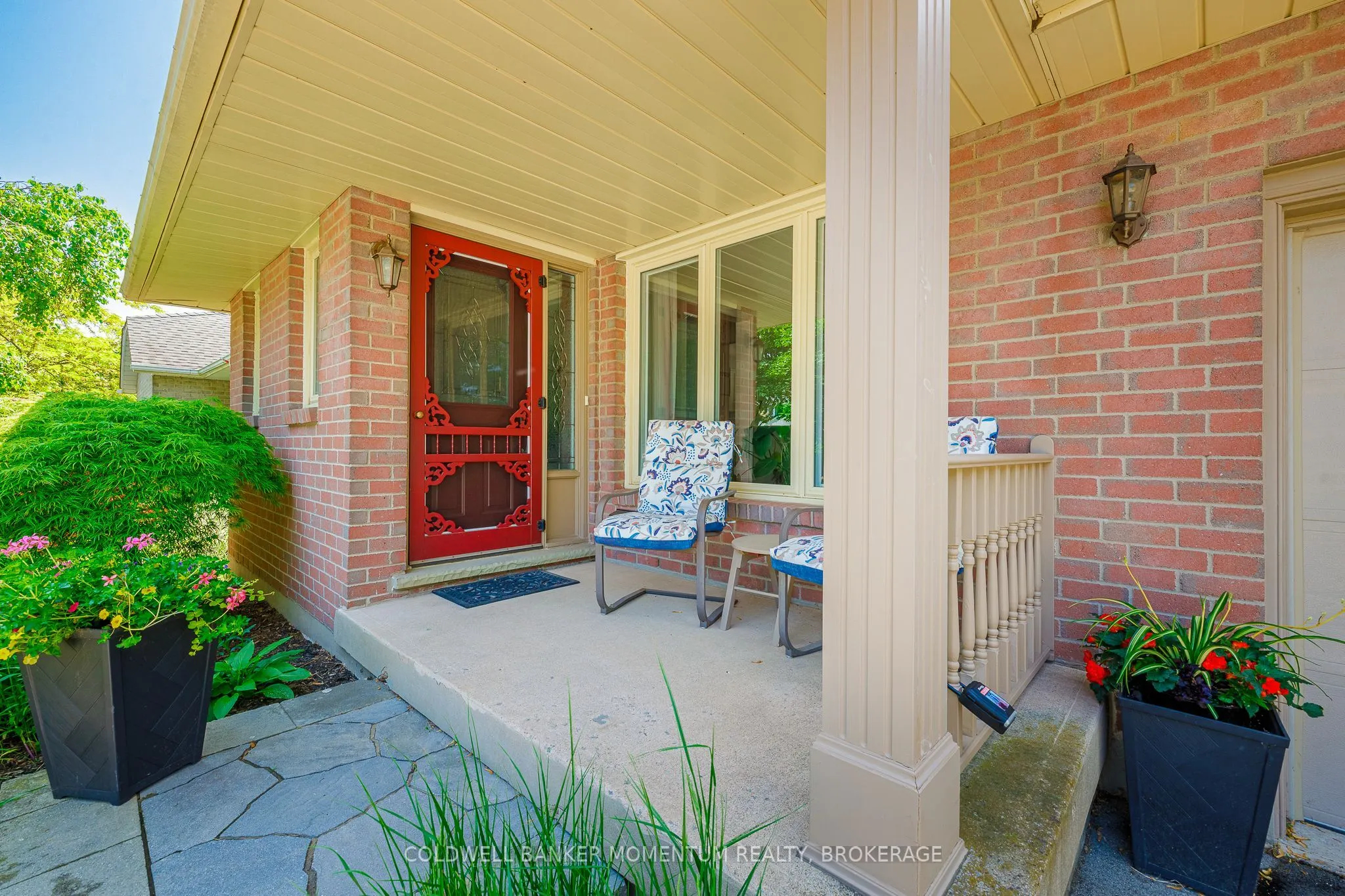 4544 IVY GARDENS Crescent