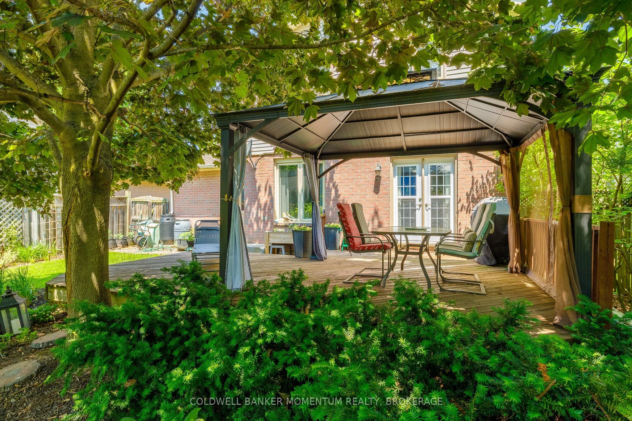 4544 IVY GARDENS Crescent