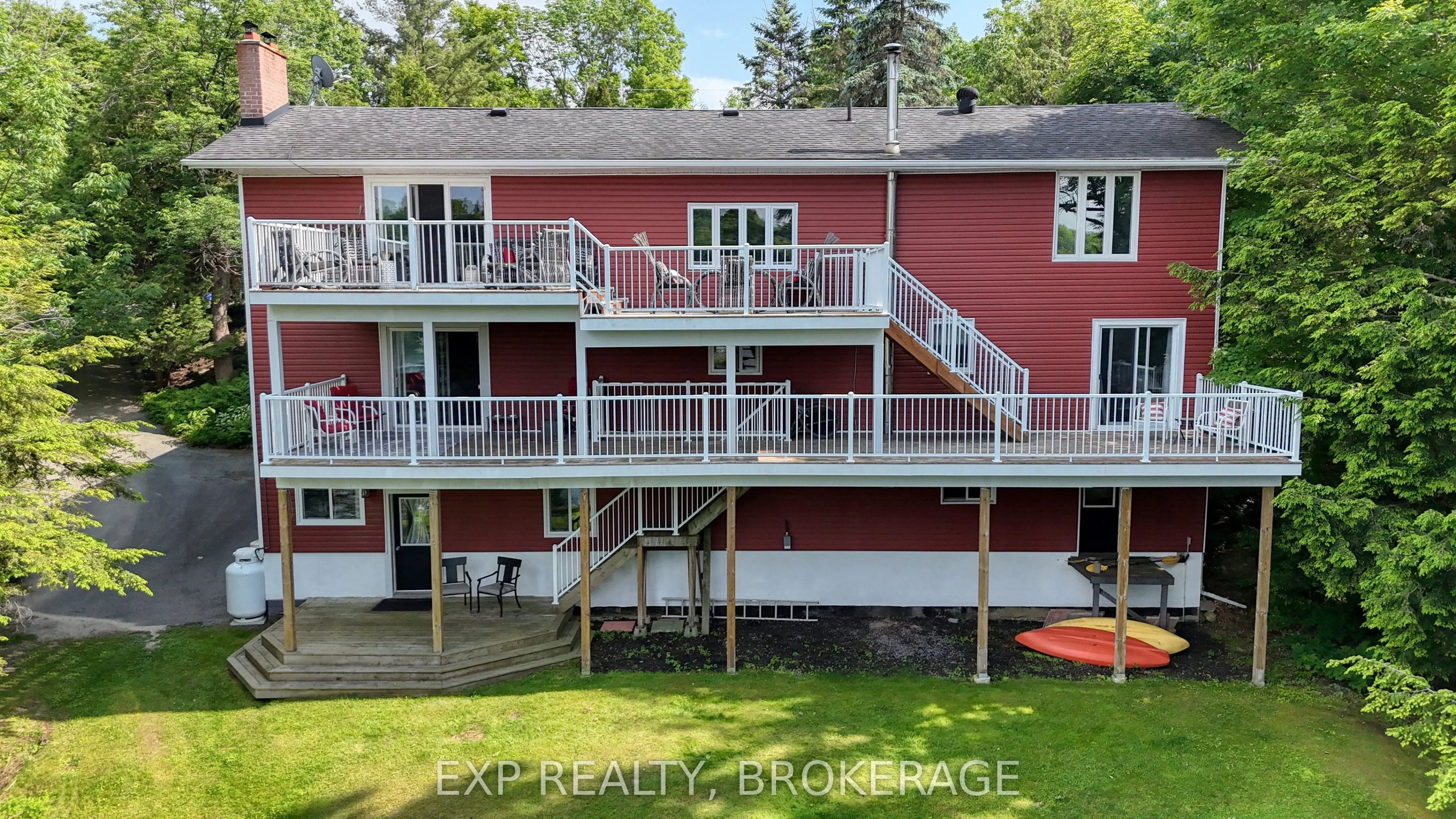 5525 RIDEAU Road