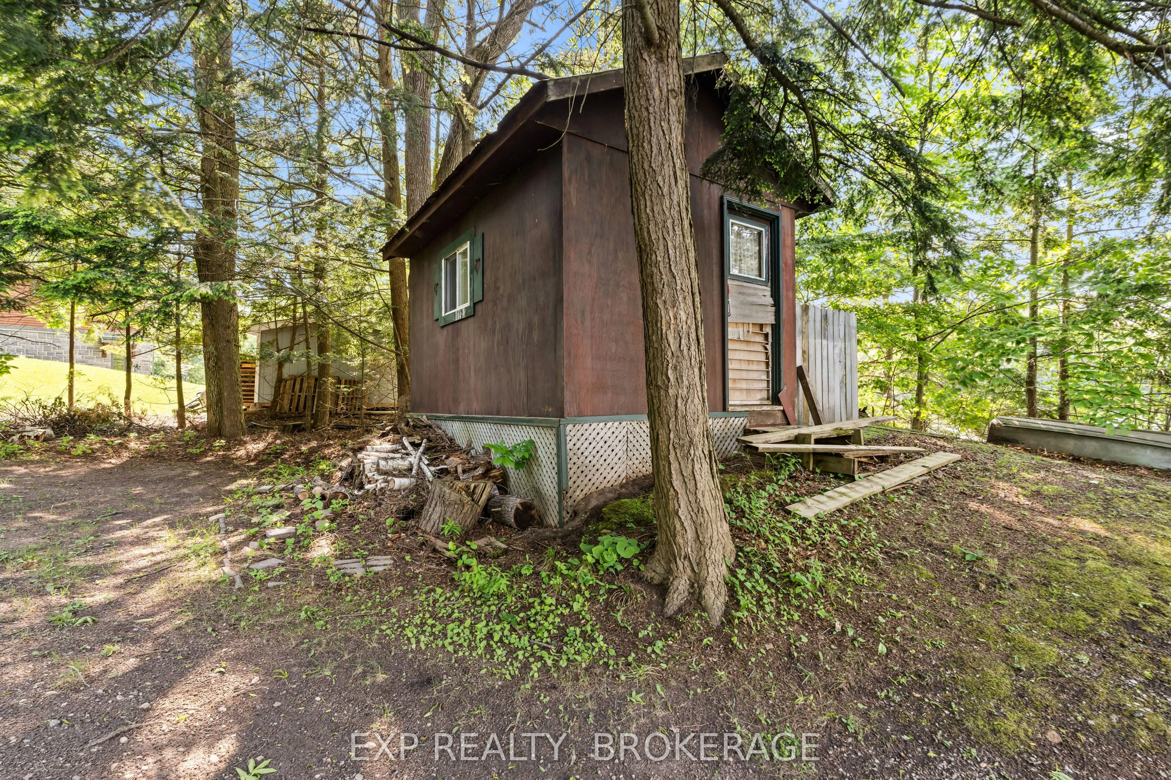 5525 RIDEAU Road