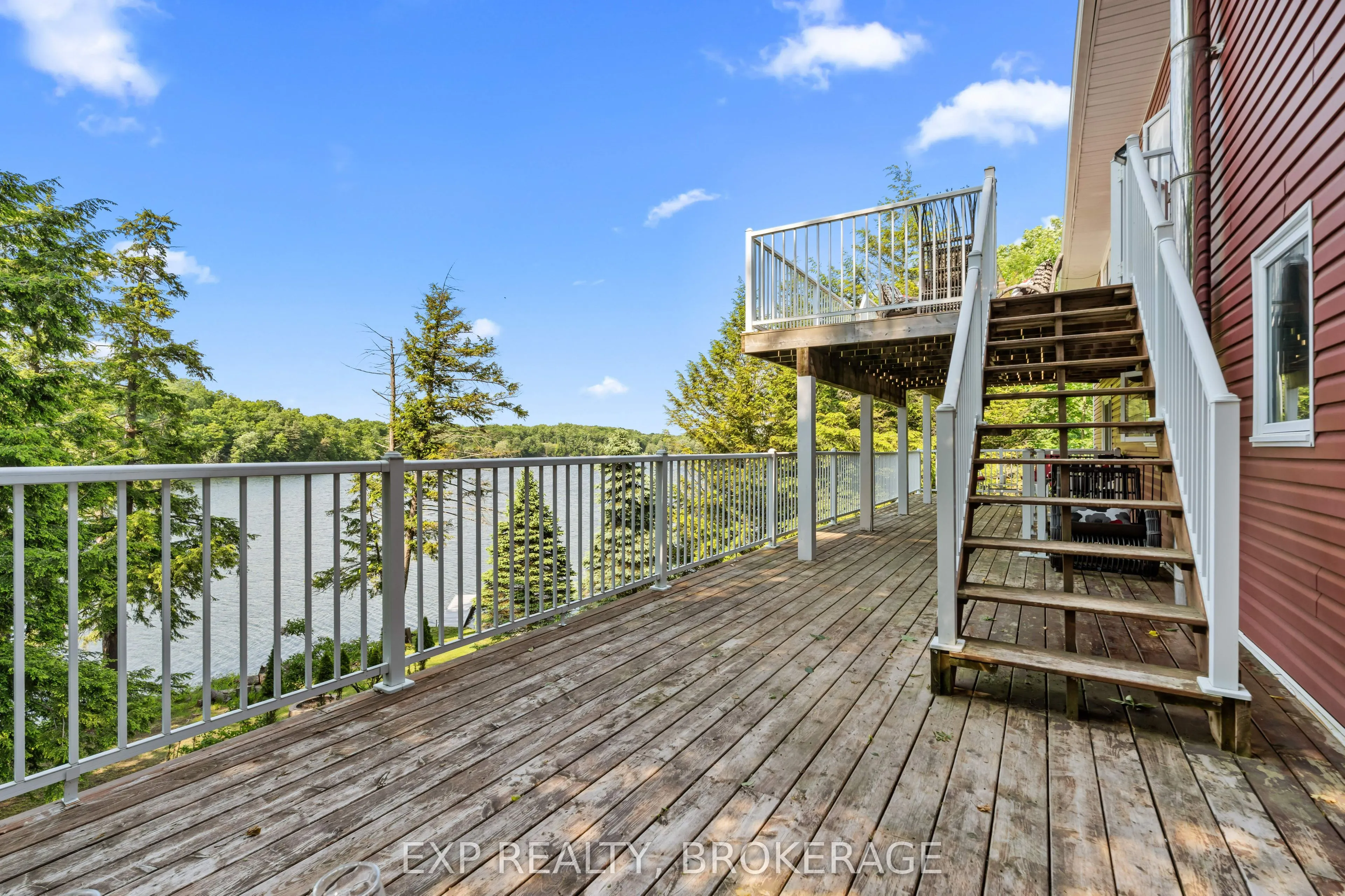 5525 RIDEAU Road