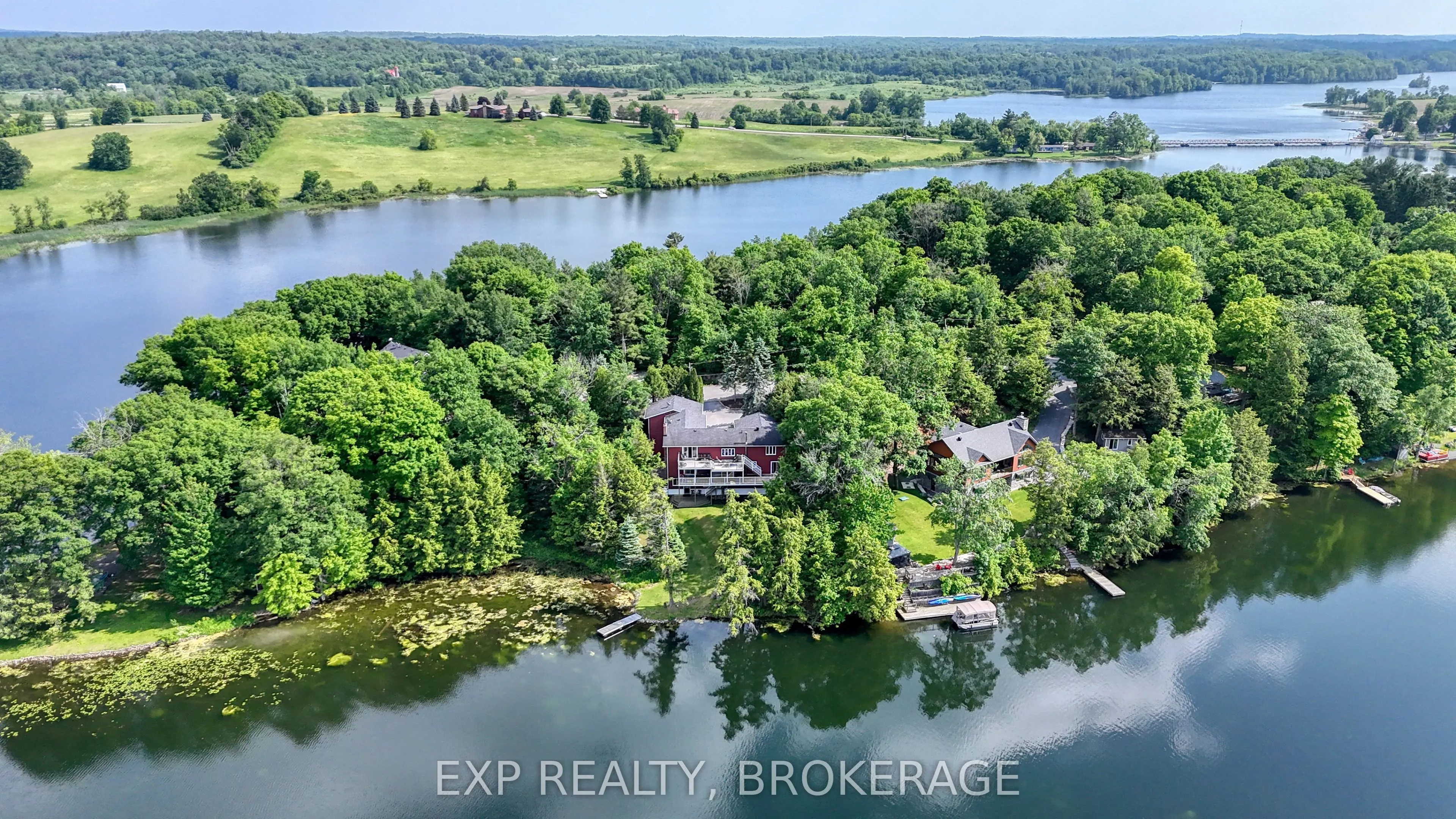 5525 RIDEAU Road