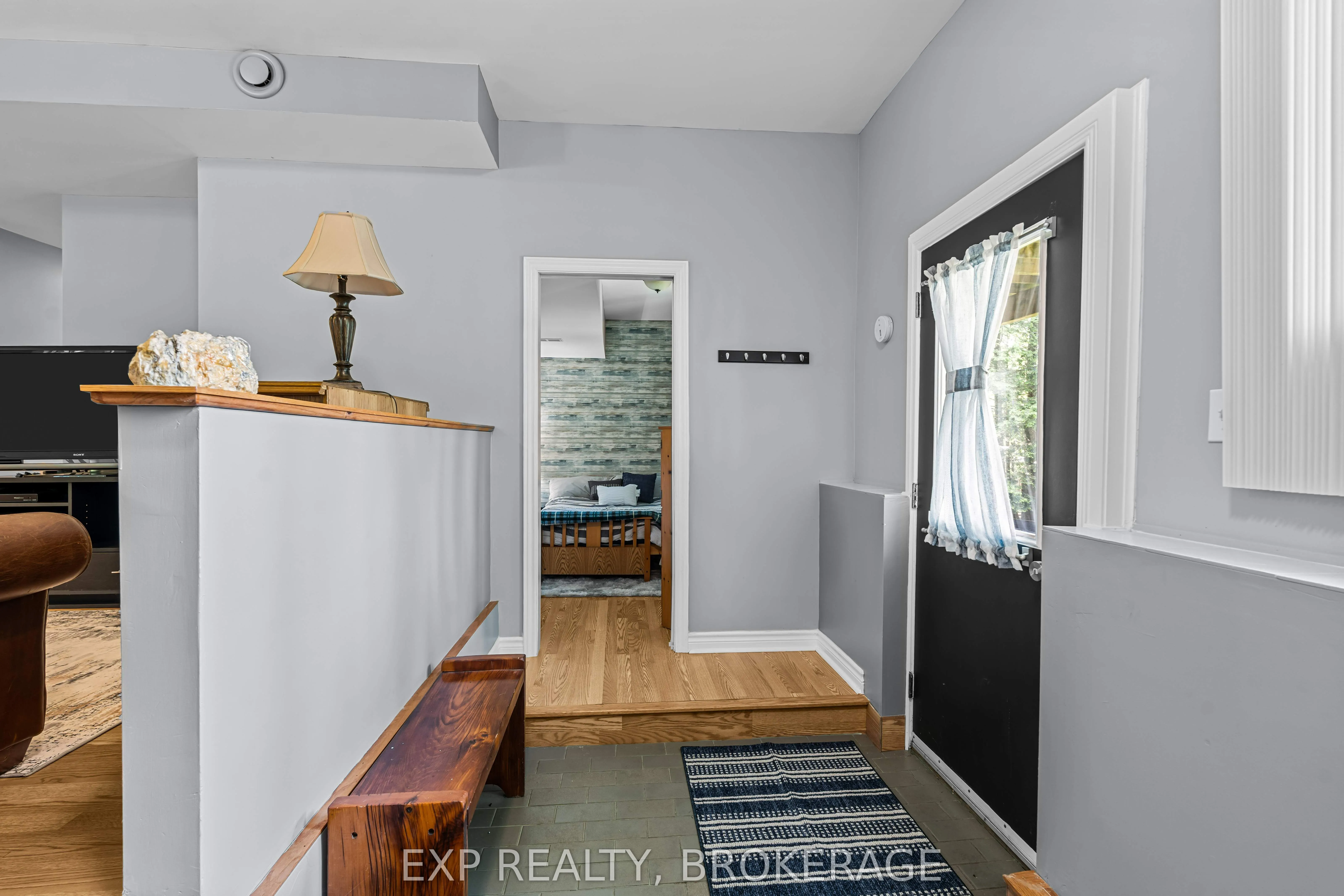 5525 RIDEAU Road