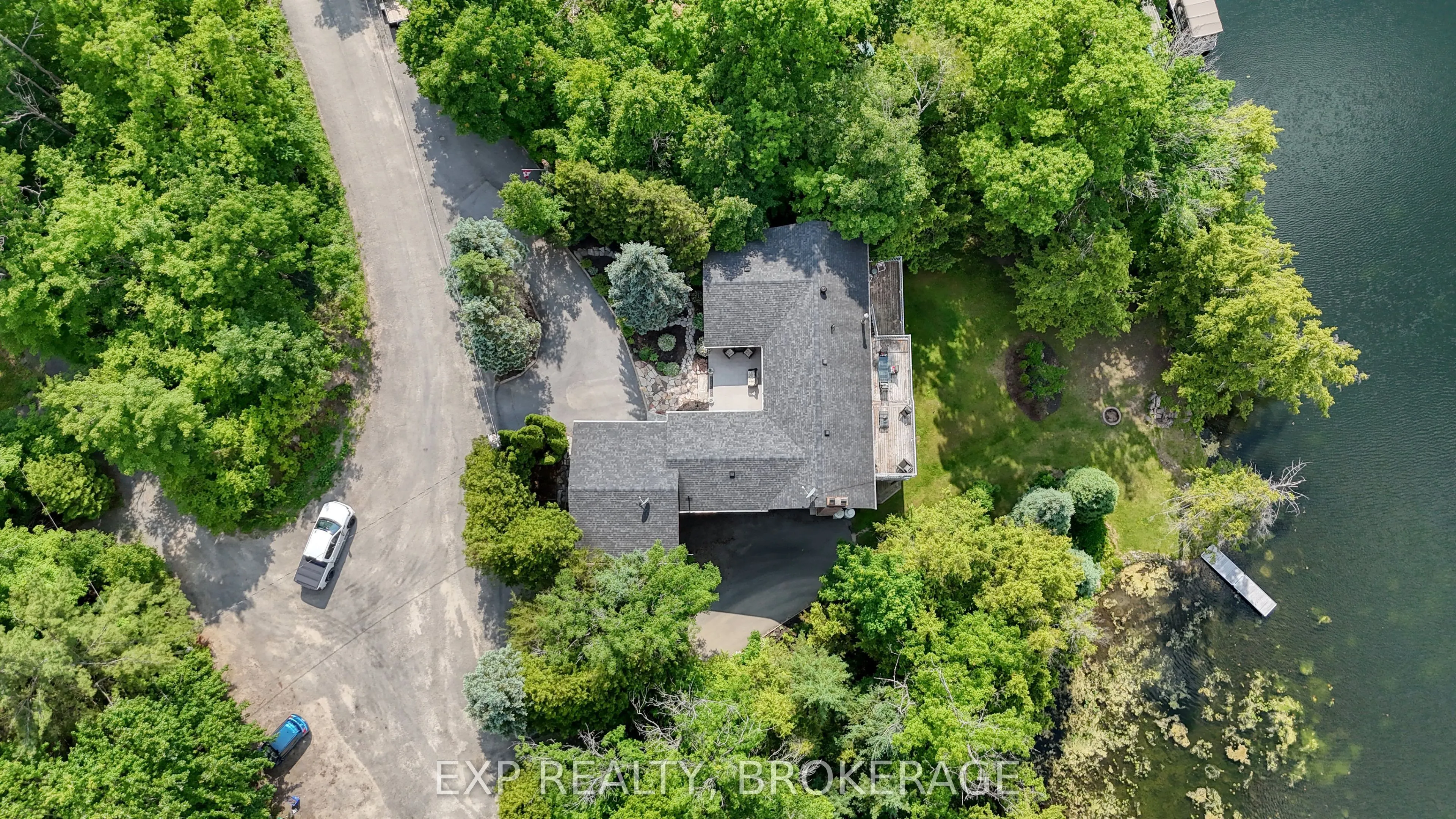 5525 RIDEAU Road
