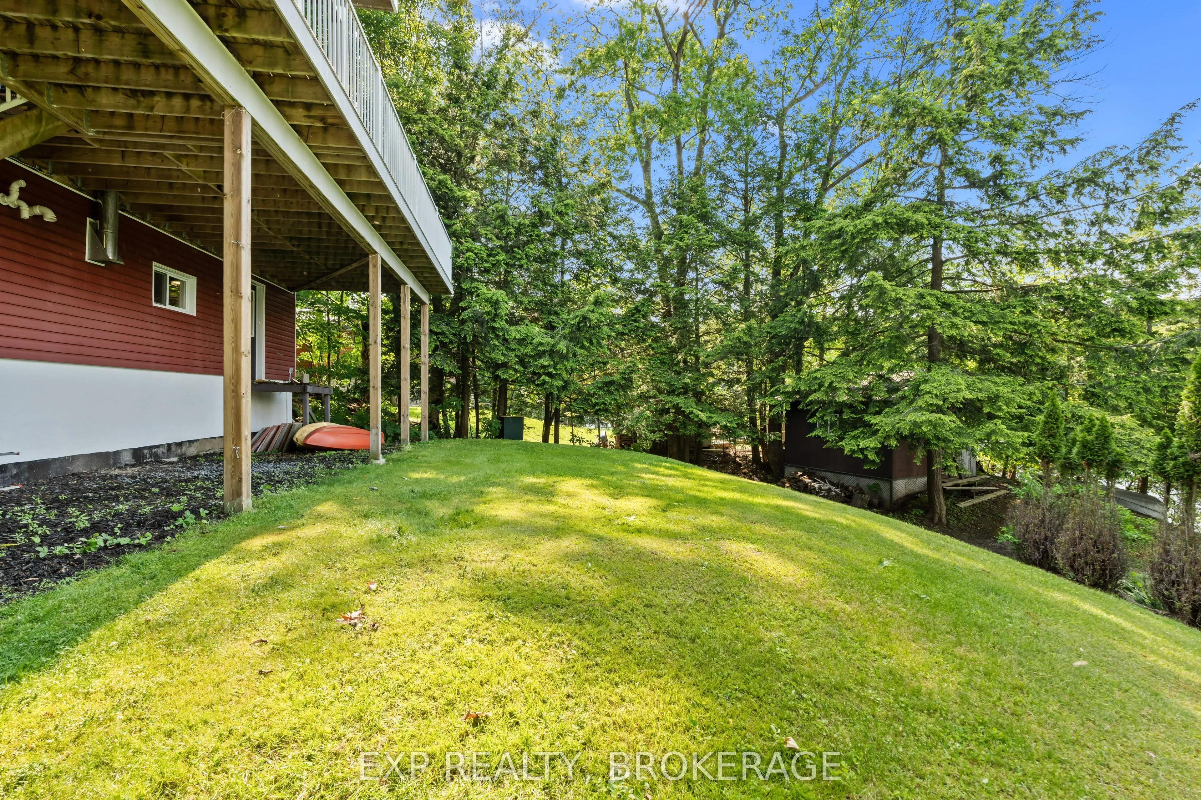 5525 RIDEAU Road