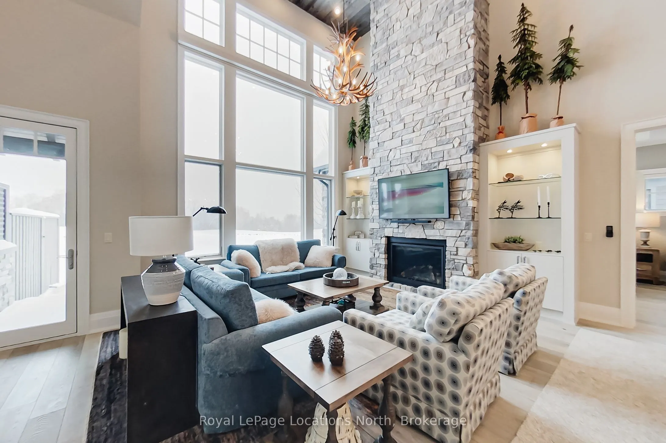 129 Georgian Bay Lane, #11