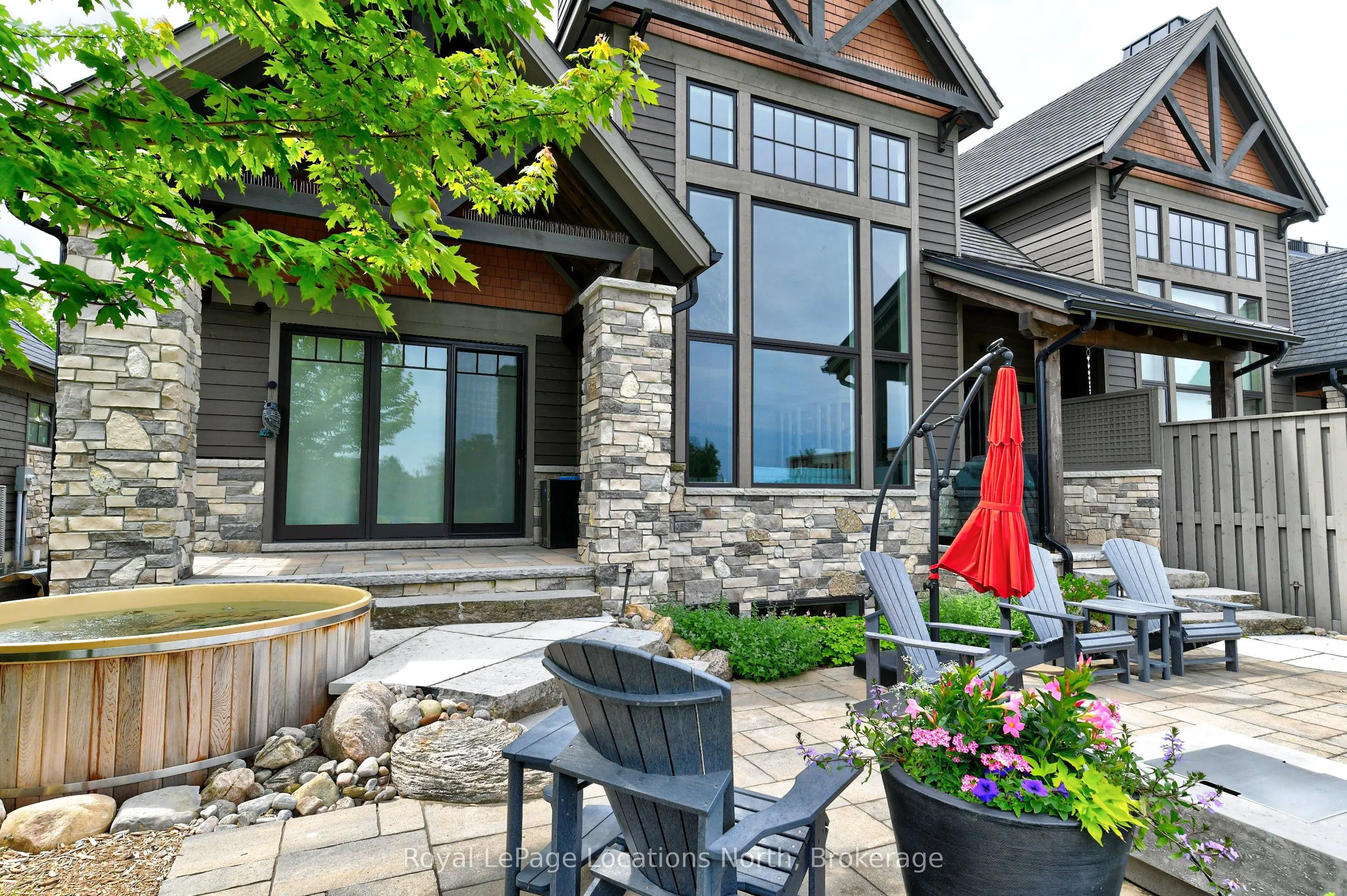 129 Georgian Bay Lane, #11