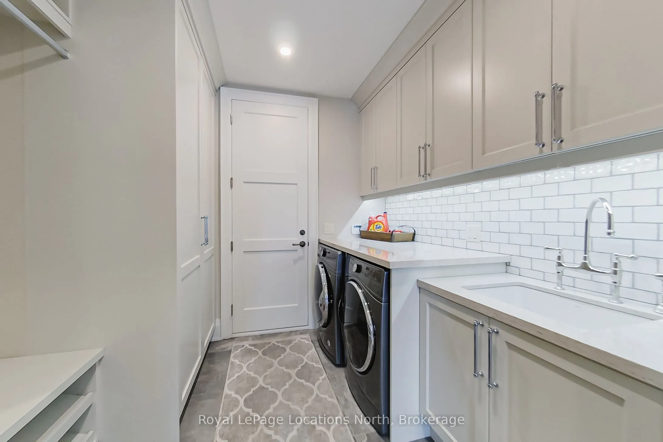 129 Georgian Bay Lane, #11