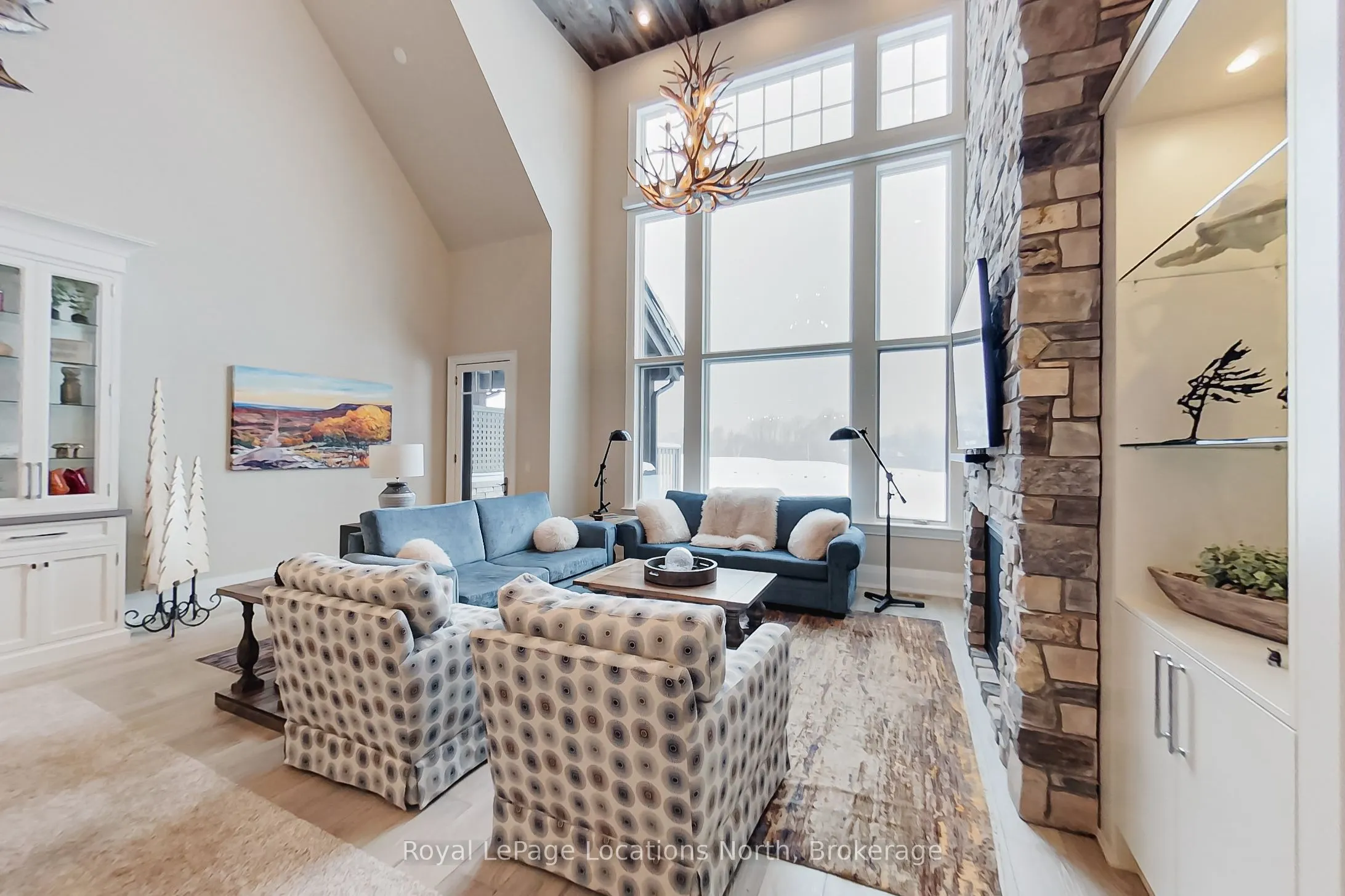 129 Georgian Bay Lane, #11