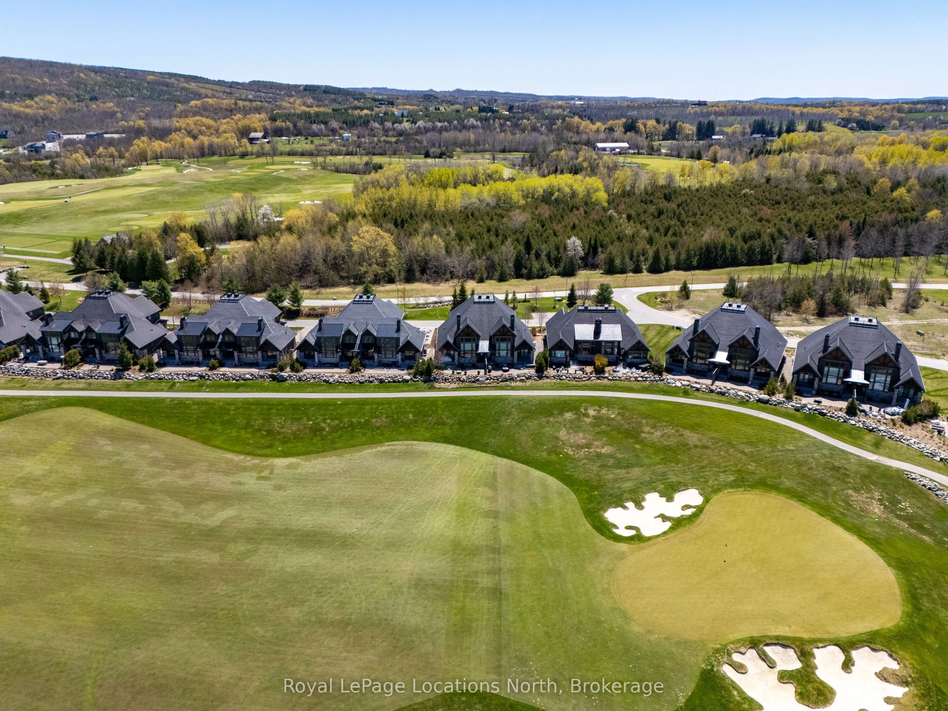 129 Georgian Bay Lane, #11
