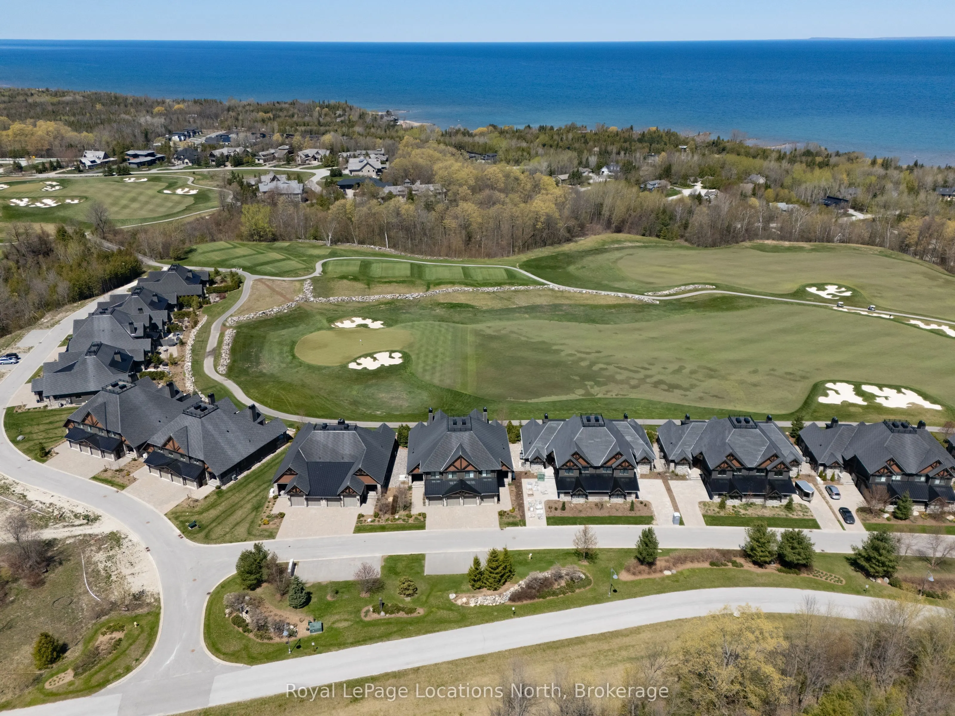 129 Georgian Bay Lane, #11