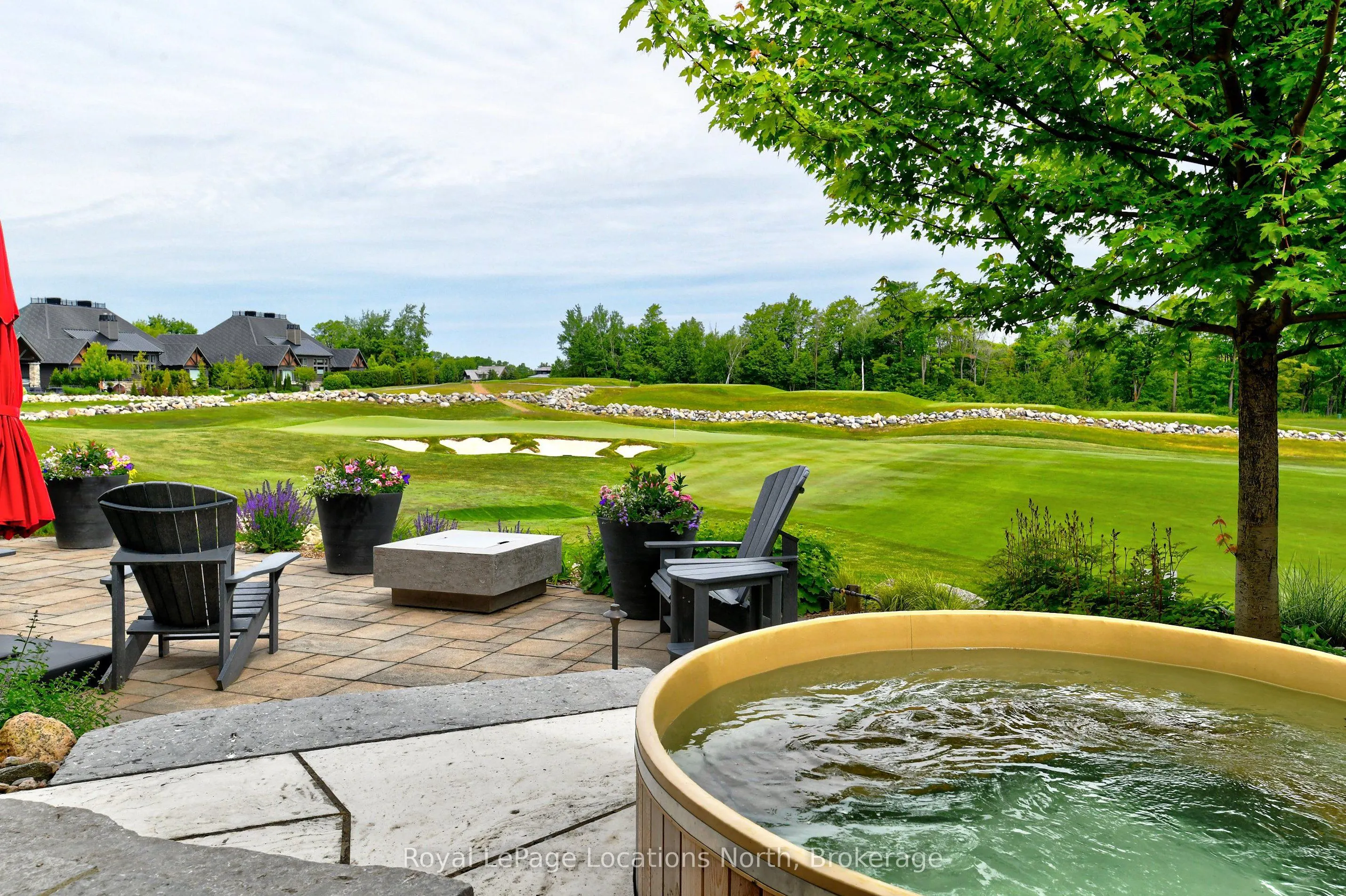 129 Georgian Bay Lane, #11
