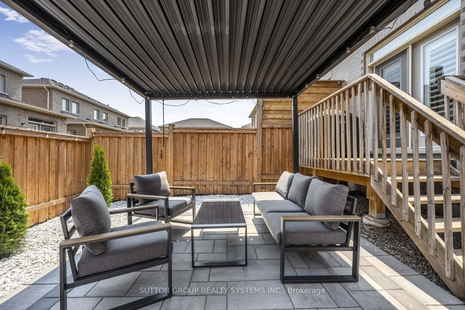 93 Westfield Crescent