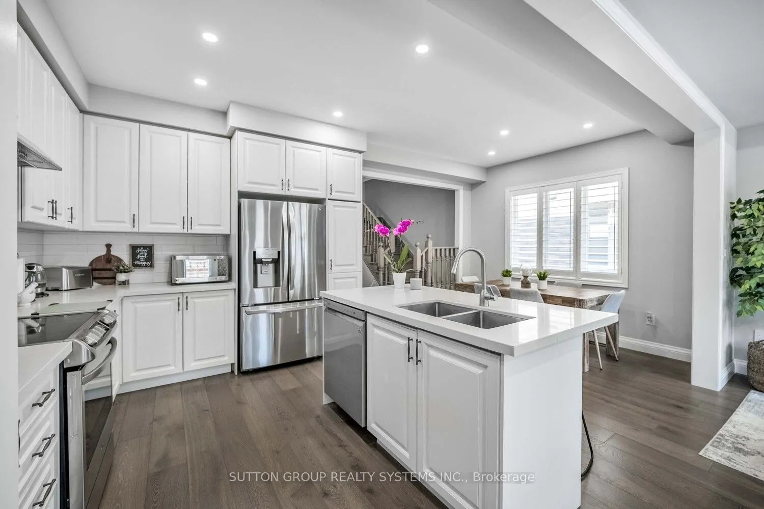 93 Westfield Crescent