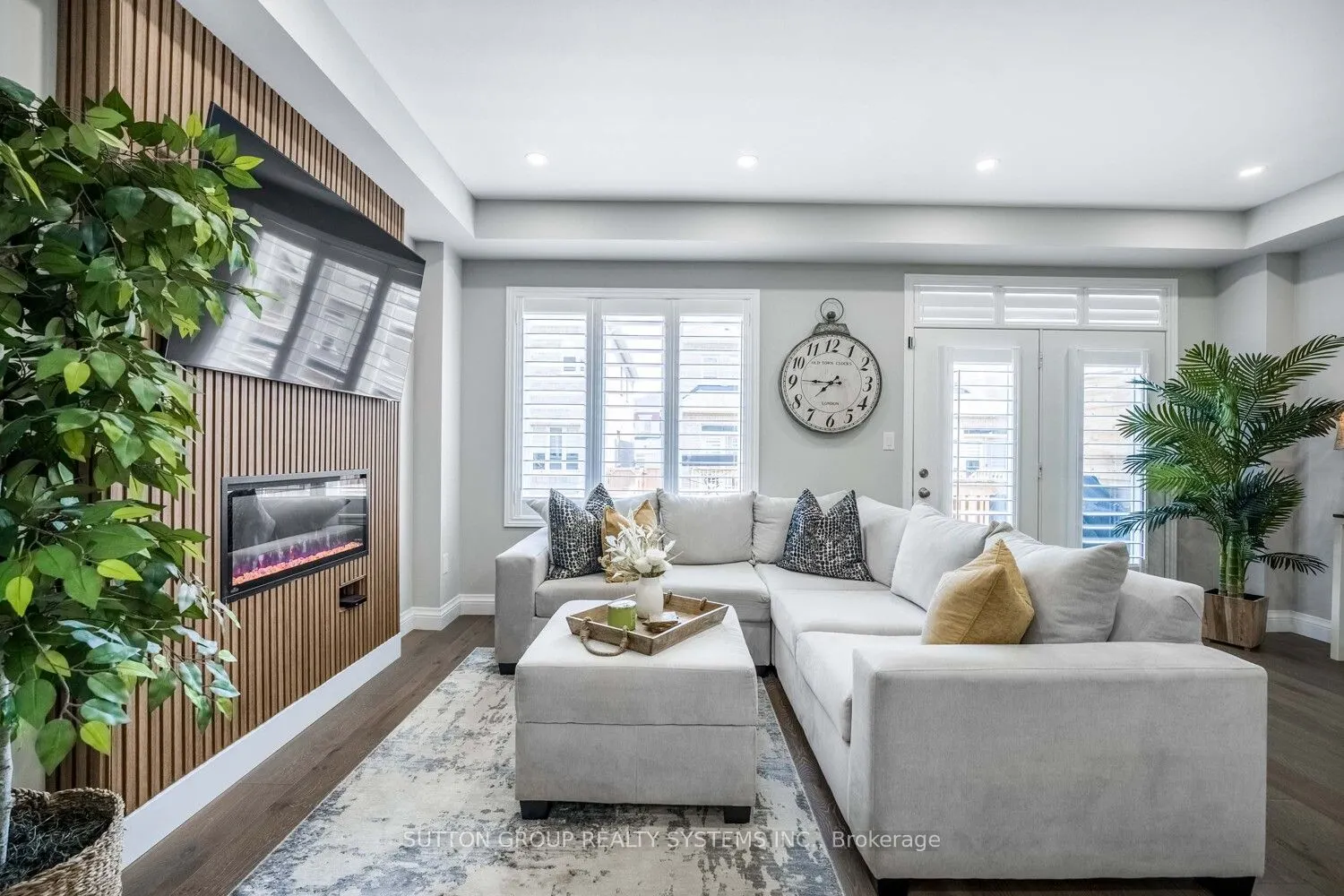 93 Westfield Crescent