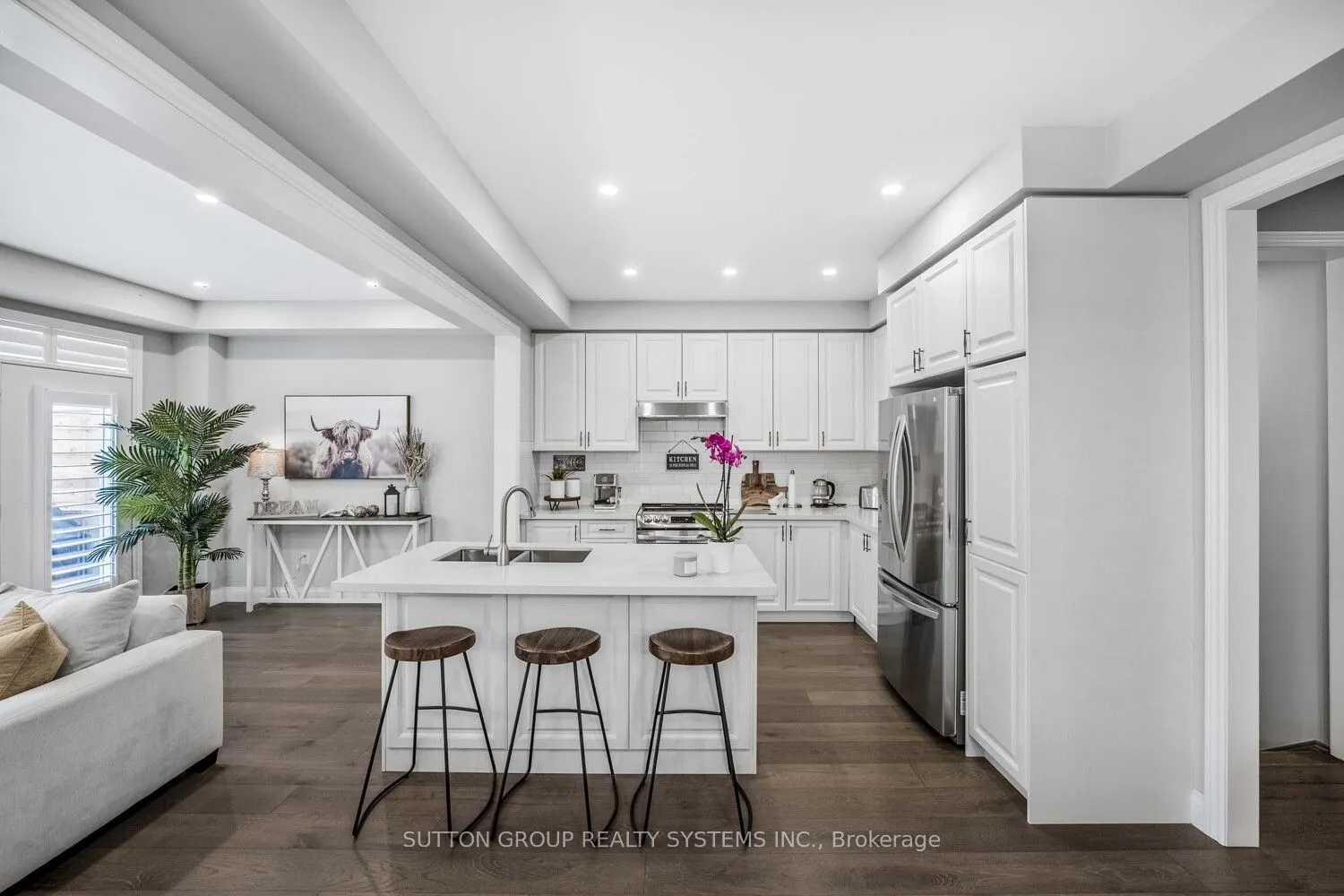 93 Westfield Crescent
