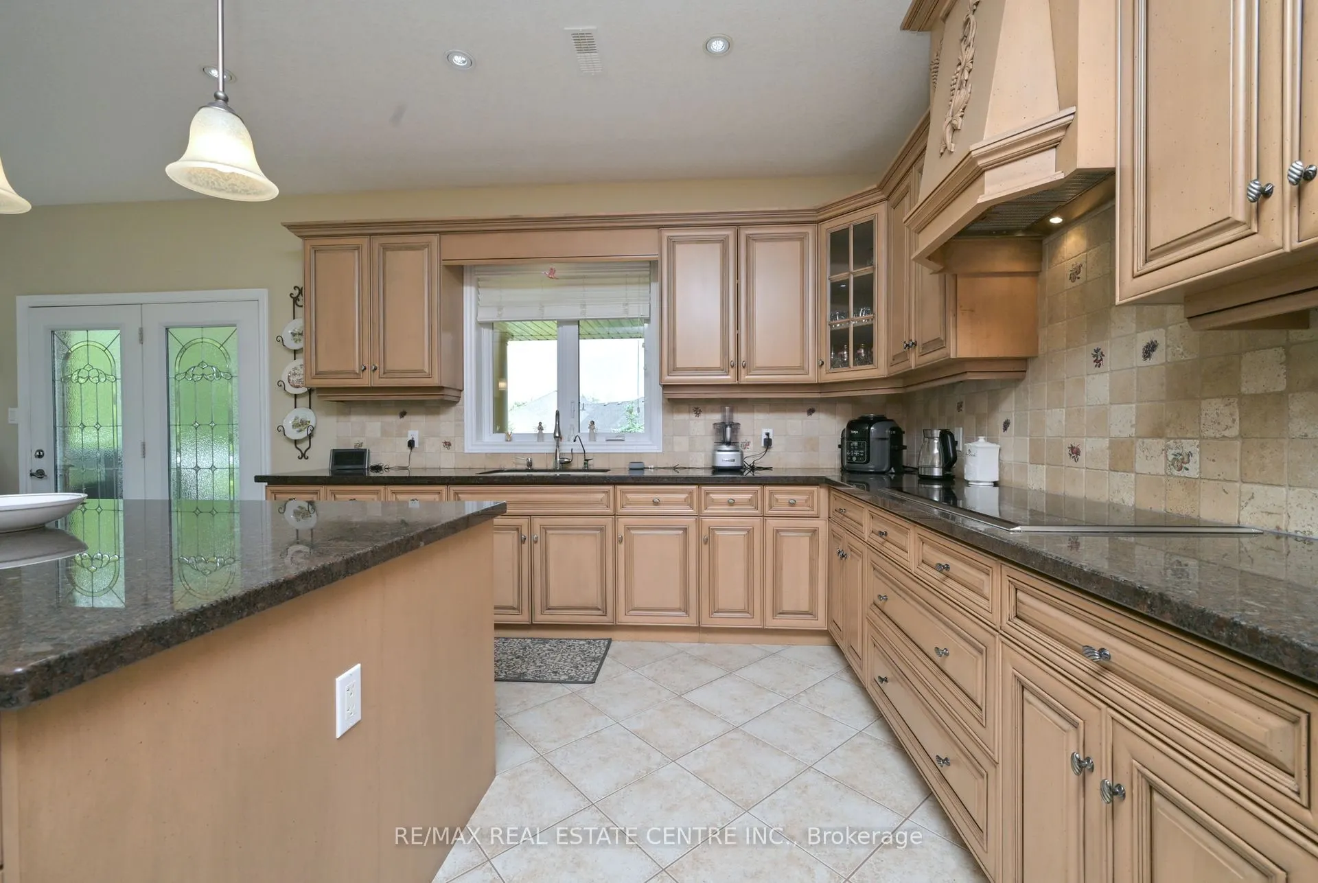40 Brookhaven Crescent