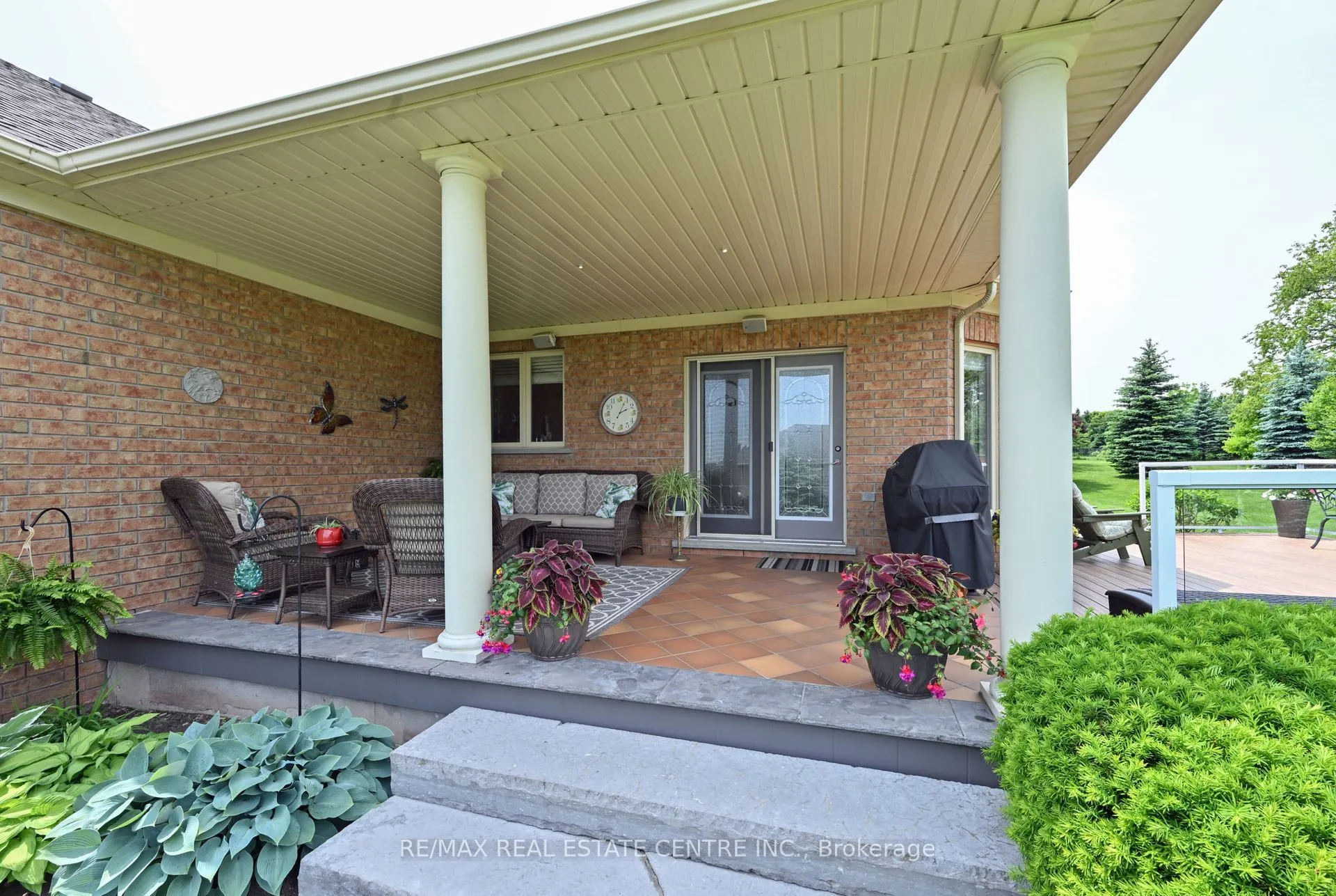 40 Brookhaven Crescent