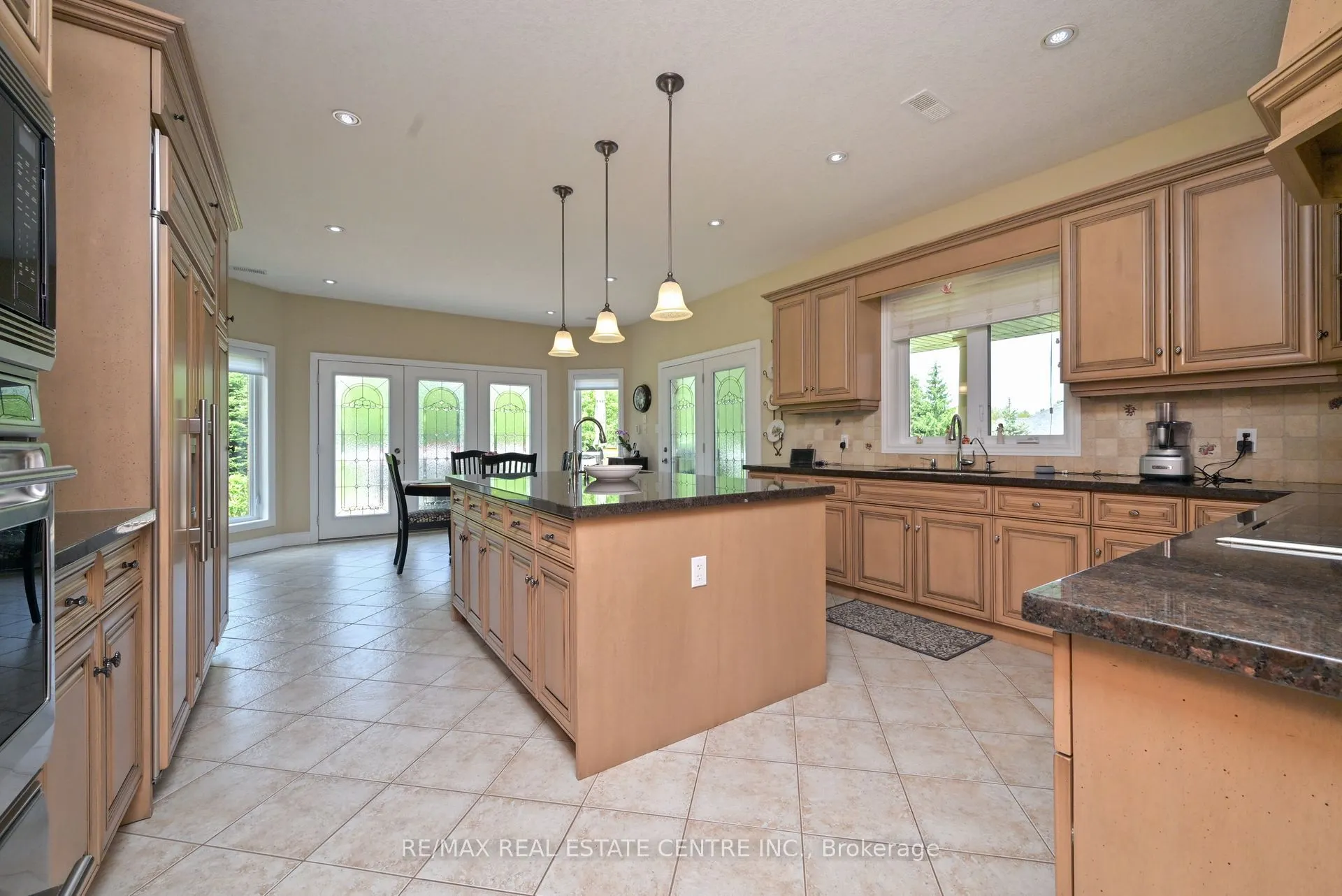 40 Brookhaven Crescent