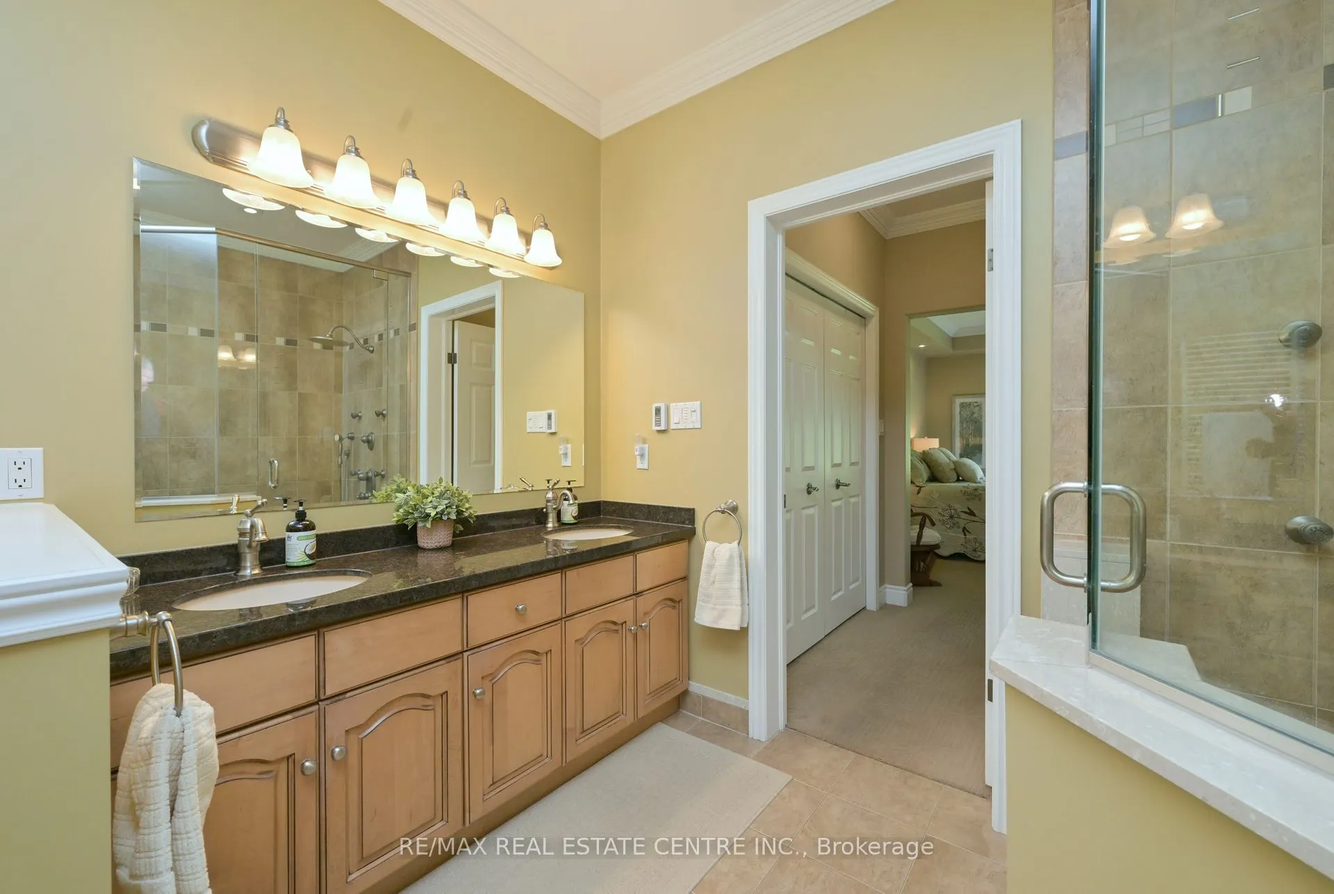 40 Brookhaven Crescent