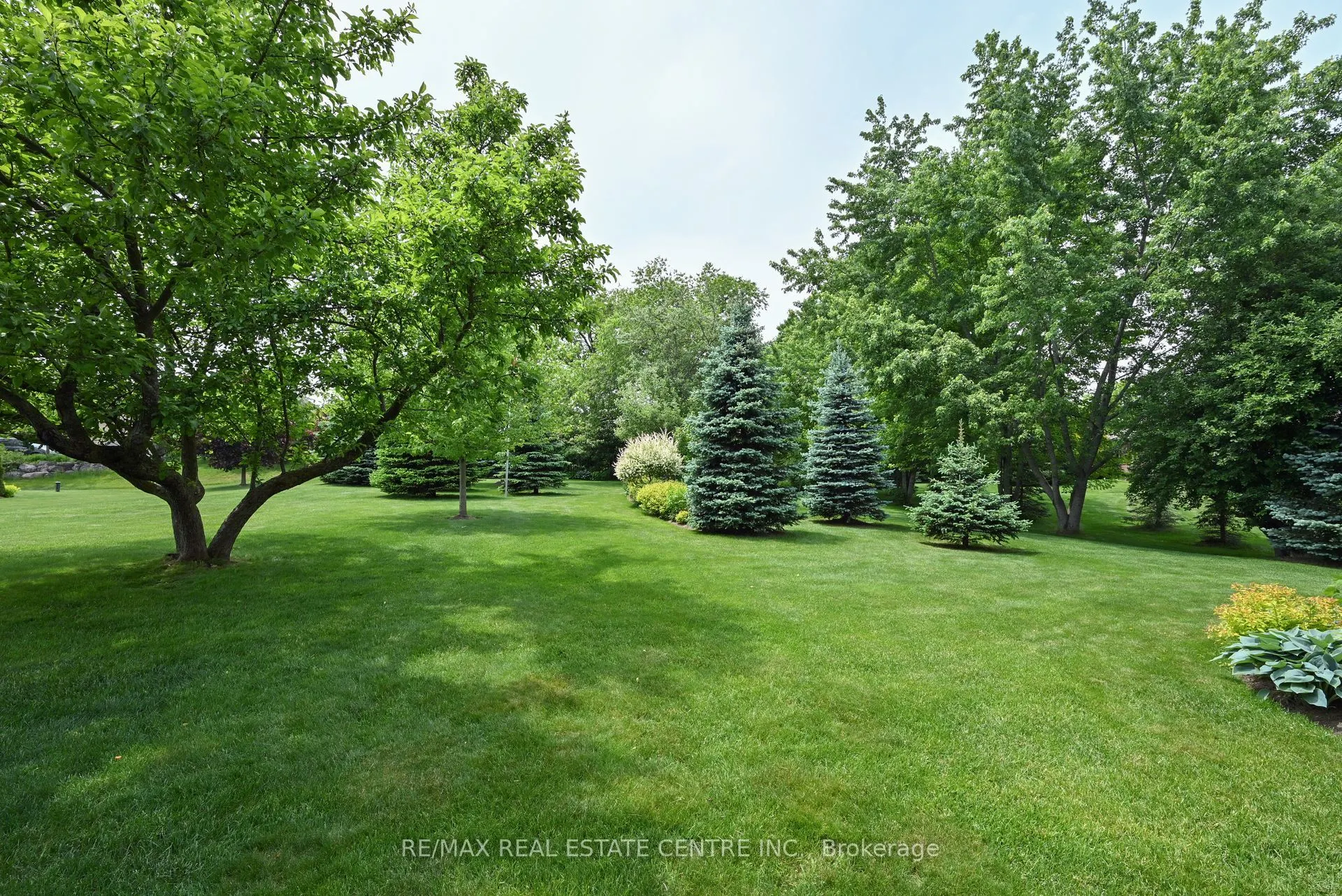 40 Brookhaven Crescent