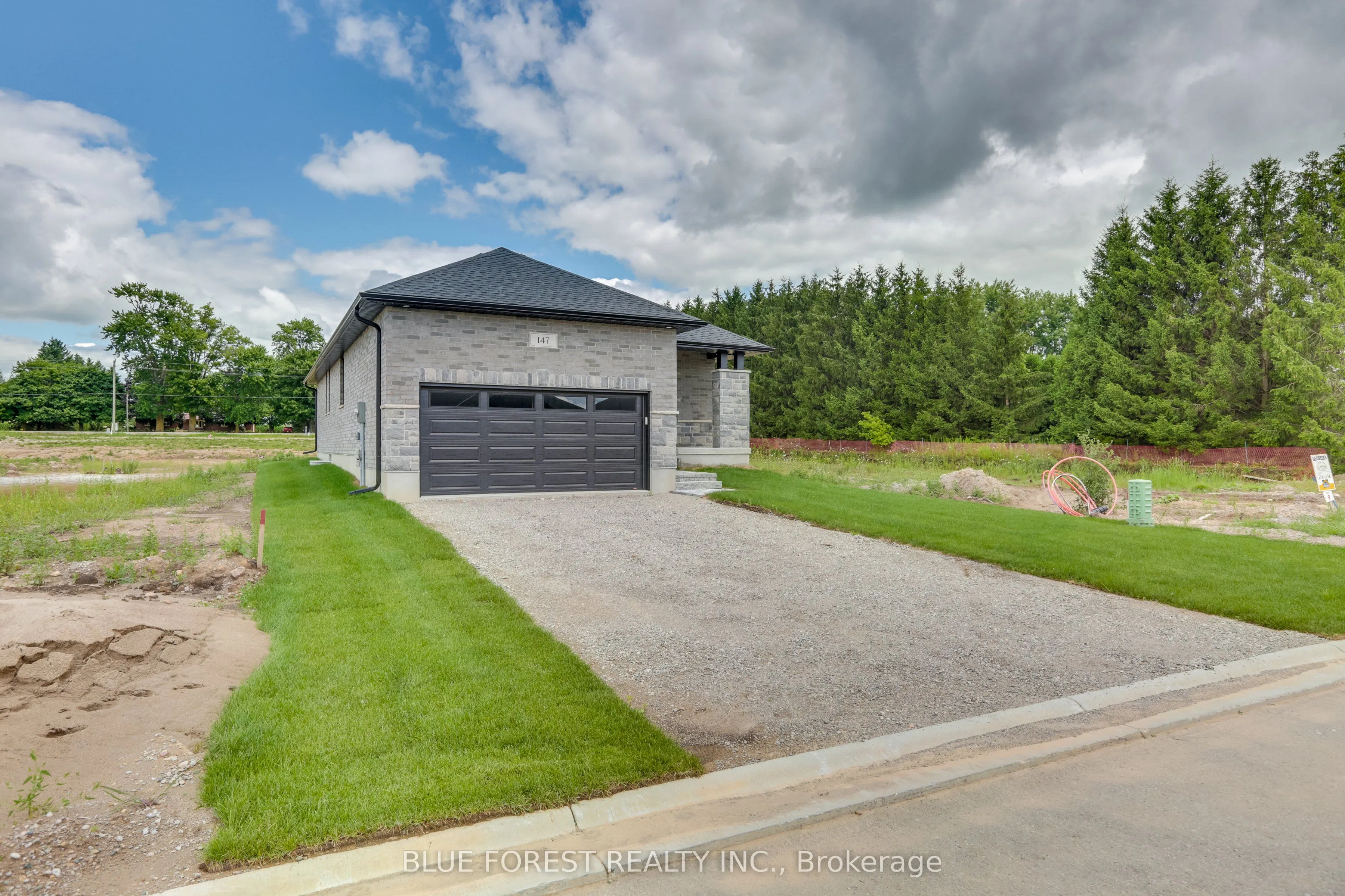 147 SHIRLEY Street