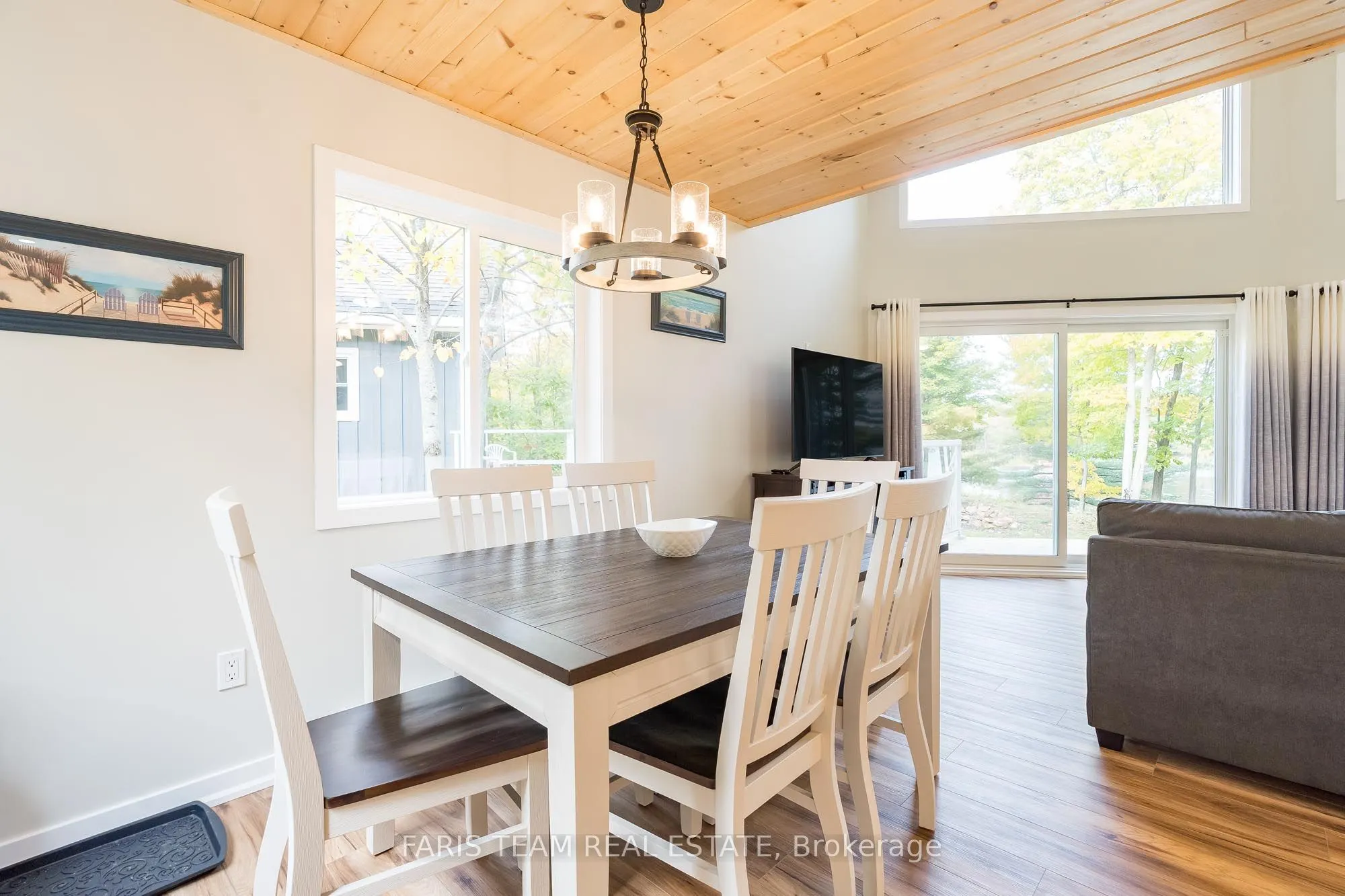 9316 Georgian Bay Shore