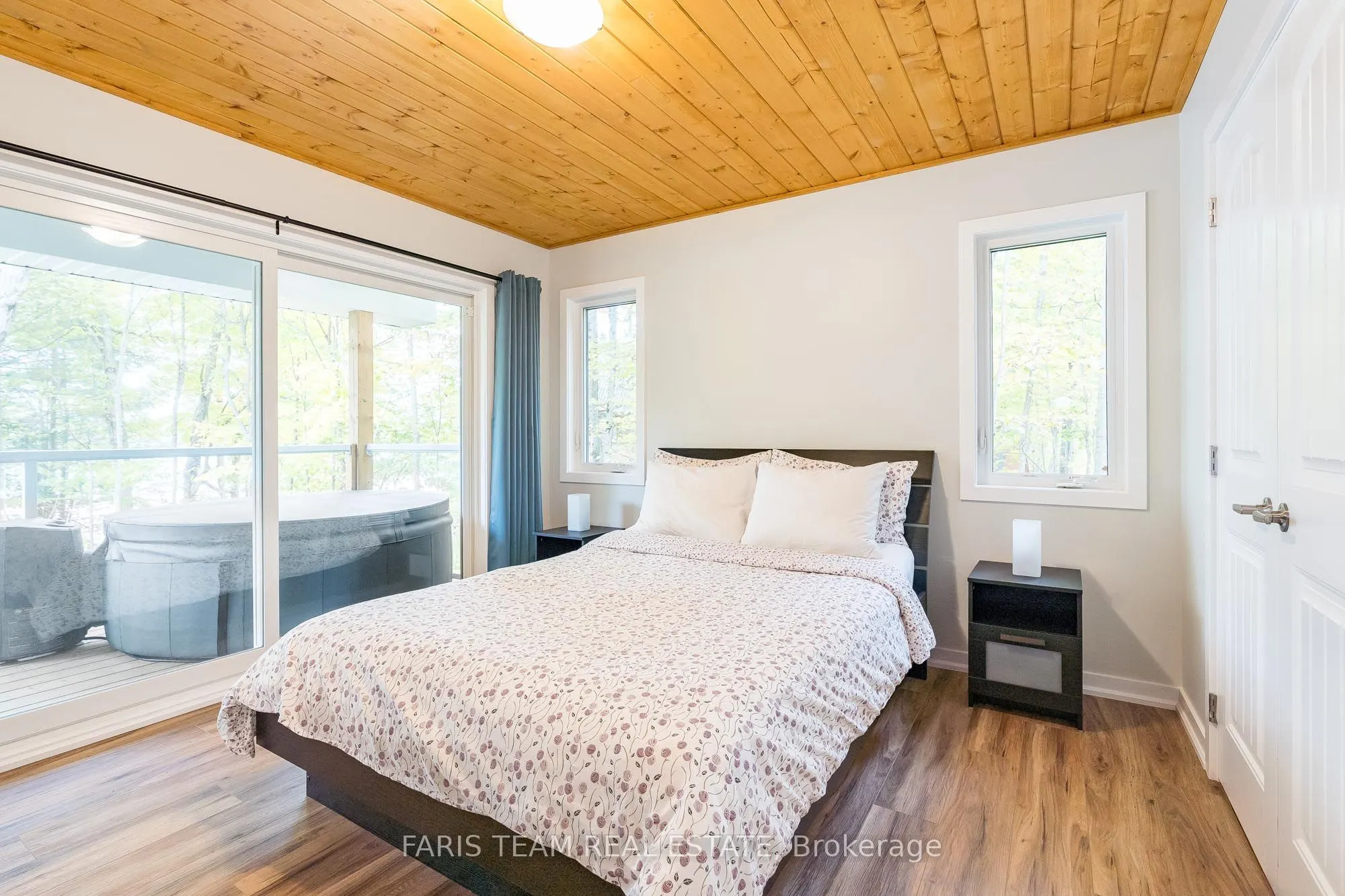 9316 Georgian Bay Shore