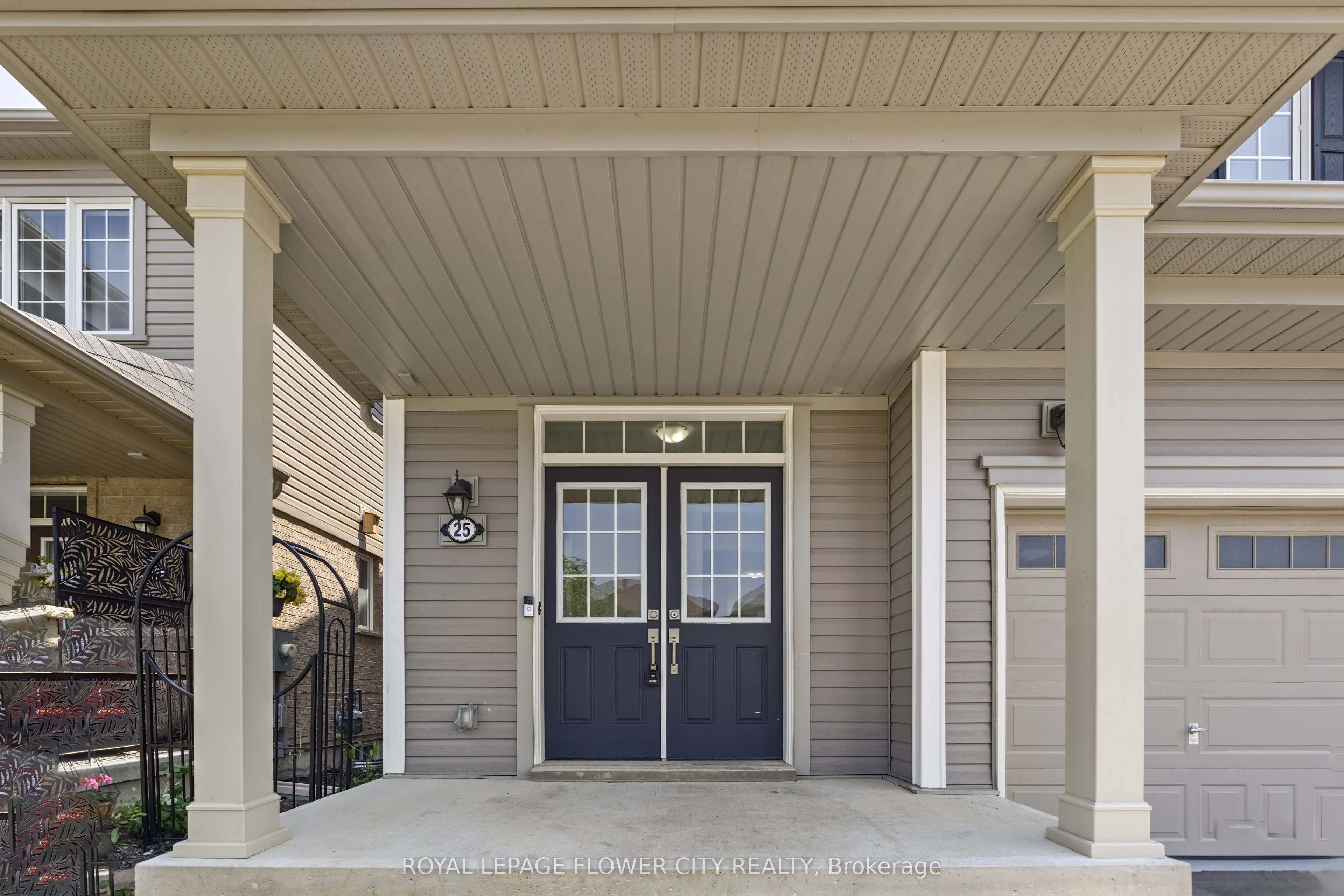 25 Munro Circle