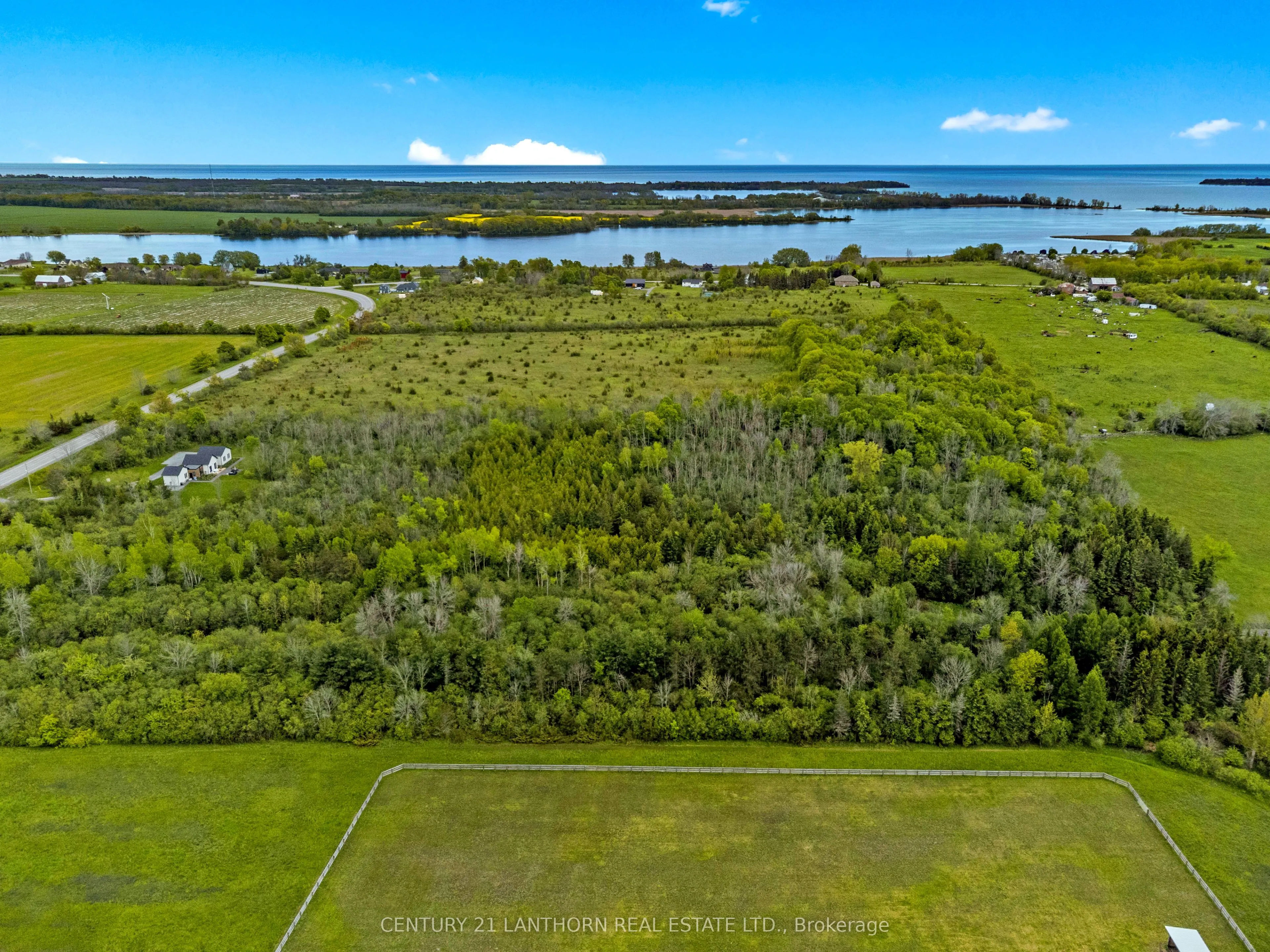 00 Loyalist Parkway