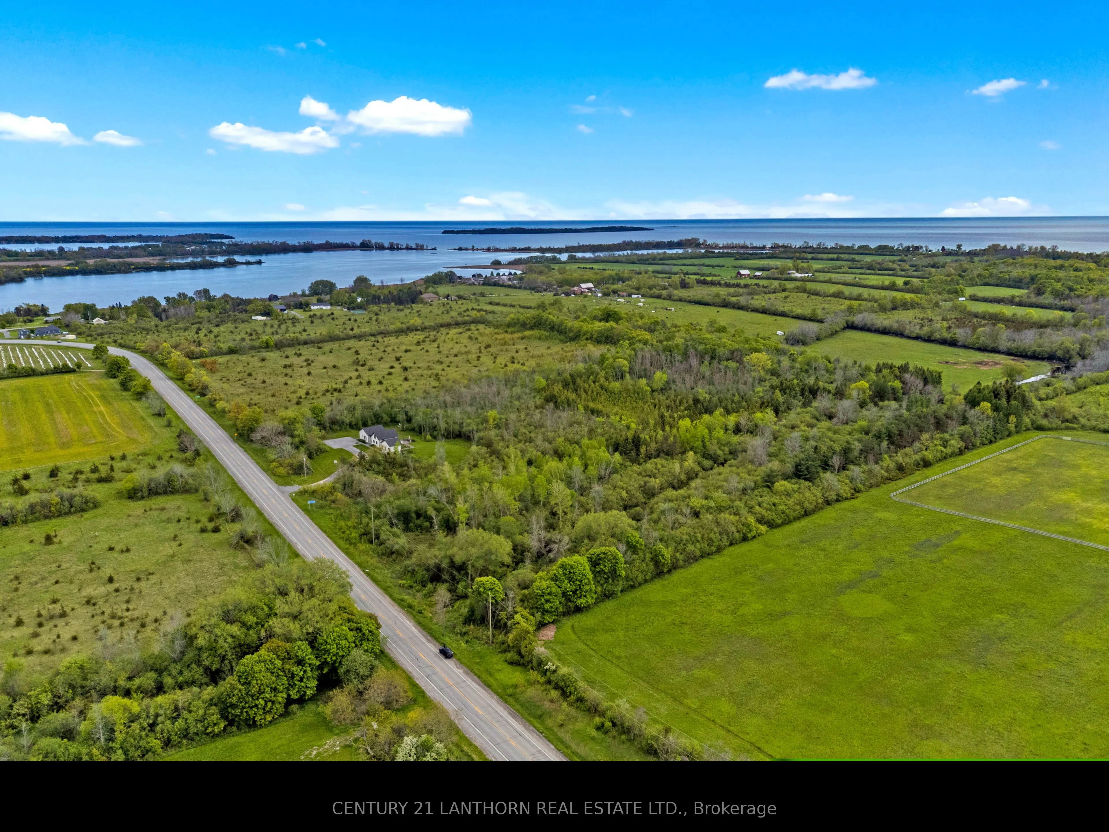 00 Loyalist Parkway