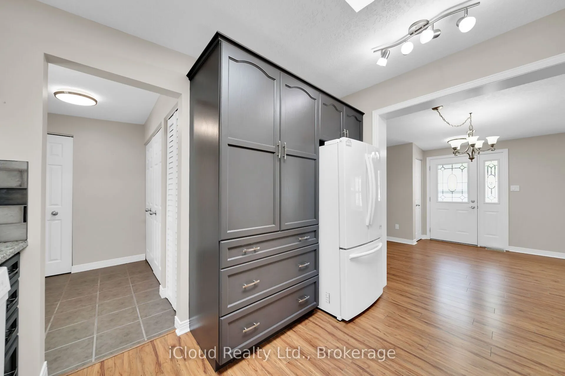 2 Golden Pond Road Pvt Road
