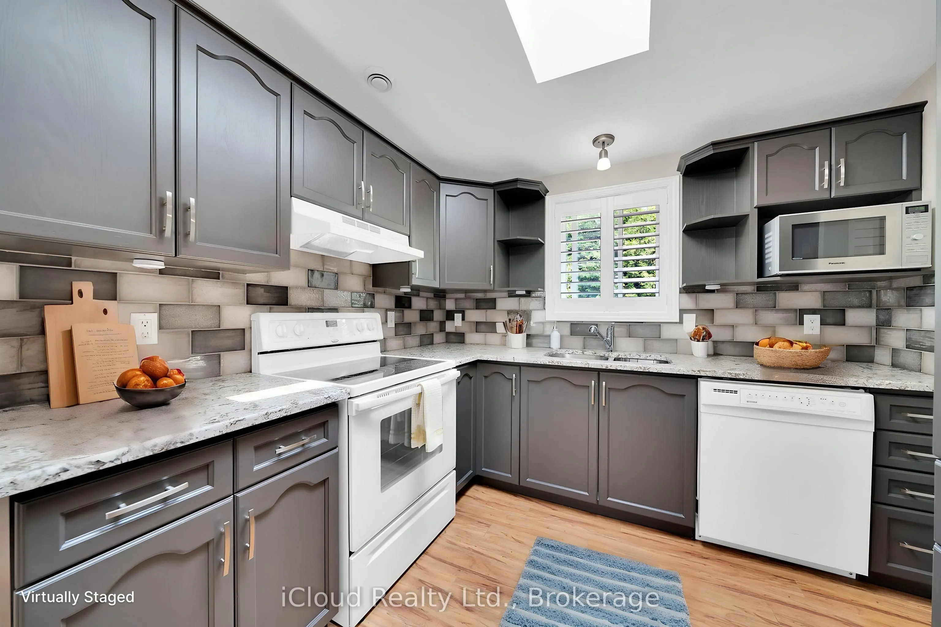 2 Golden Pond Road Pvt Road