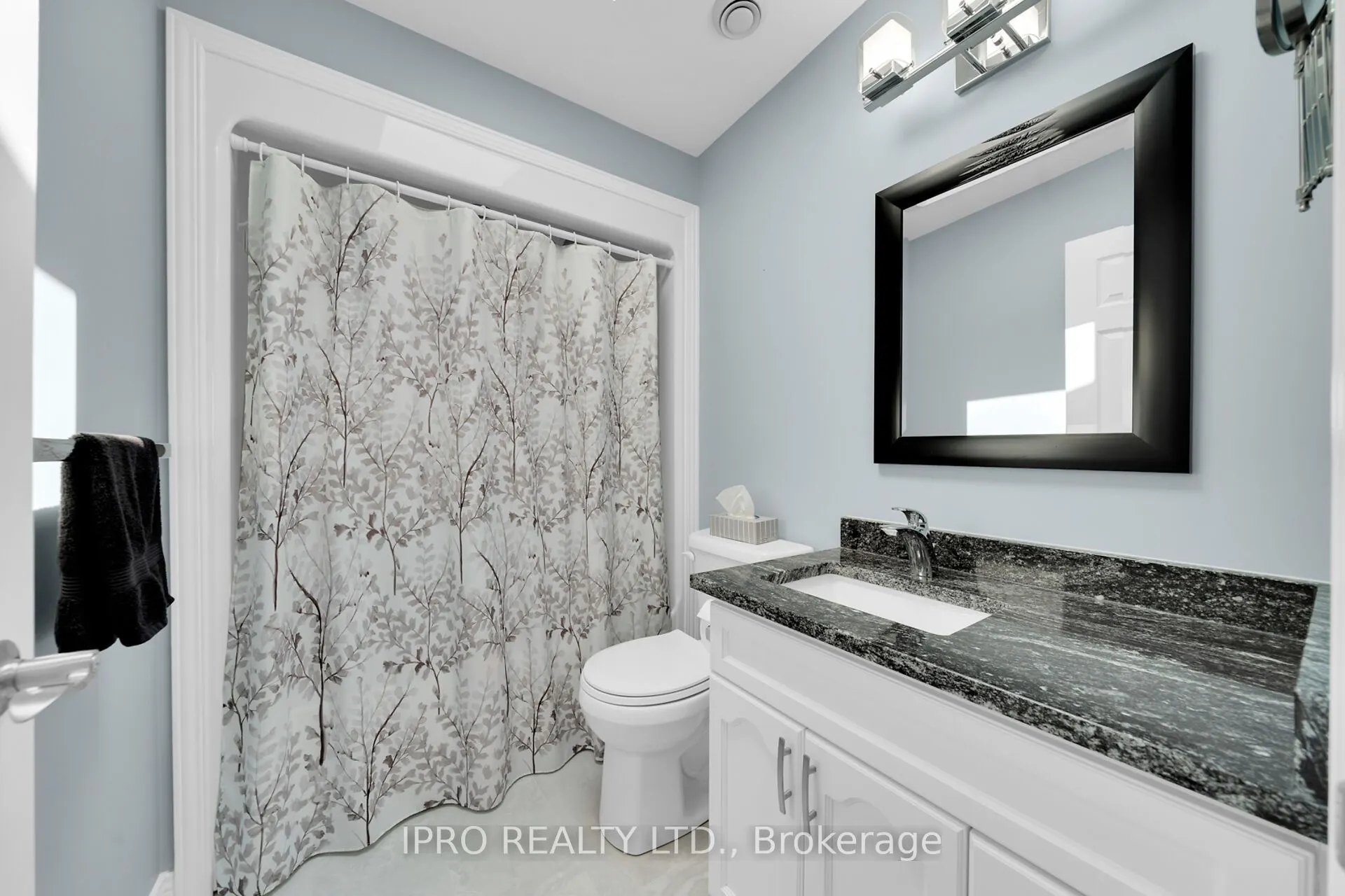 2 Golden Pond Road Pvt Road