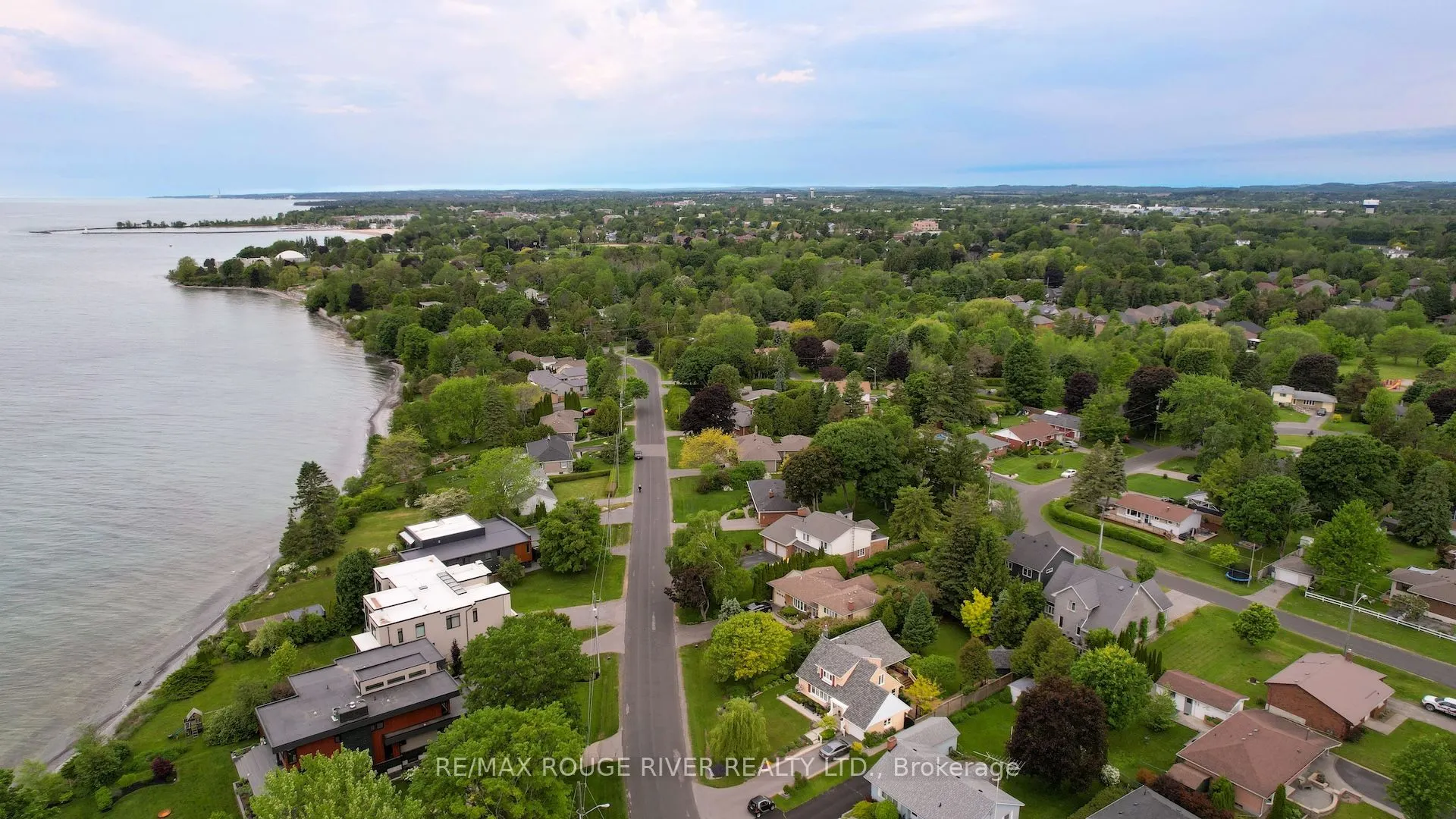546 Lakeshore Road