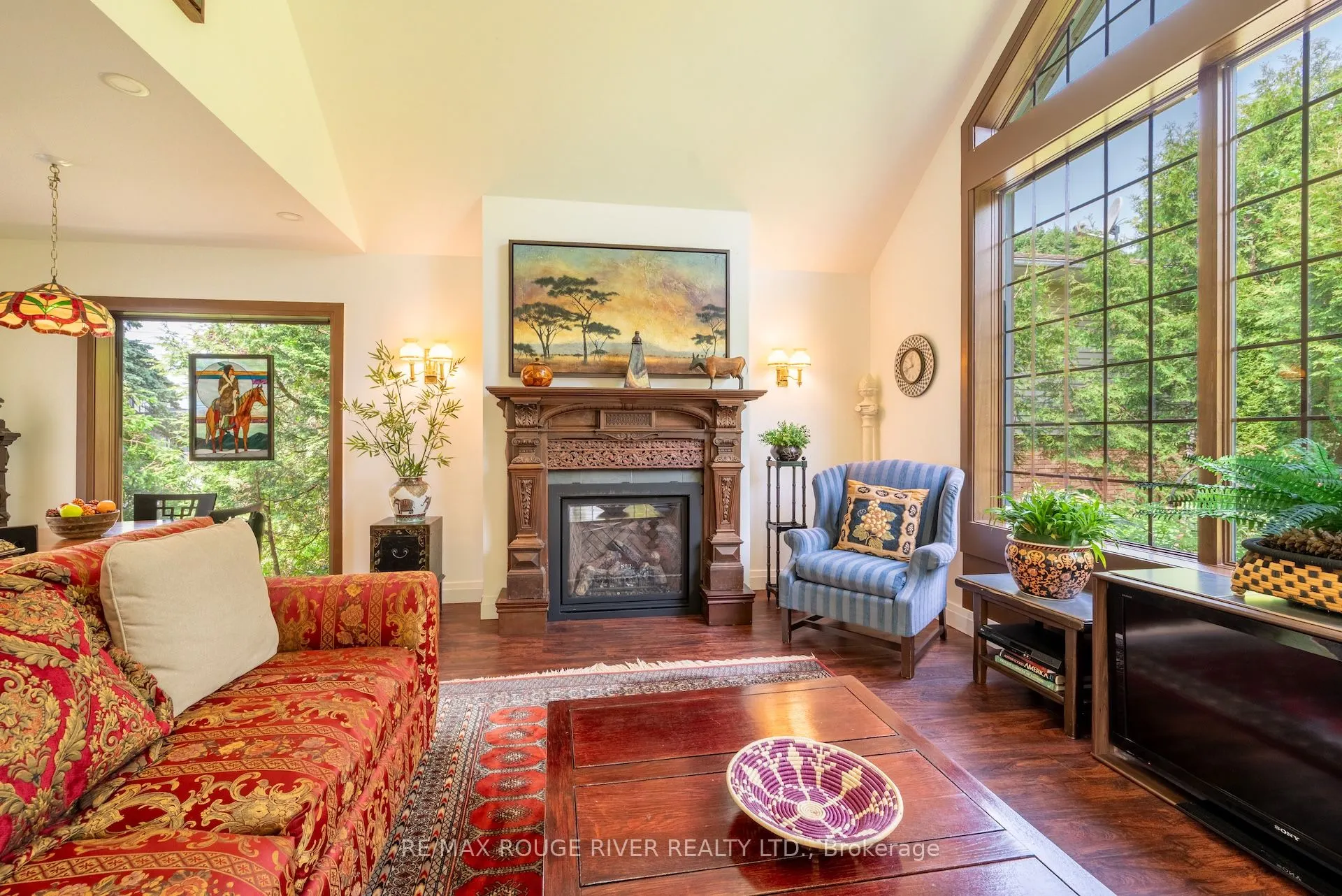 546 Lakeshore Road