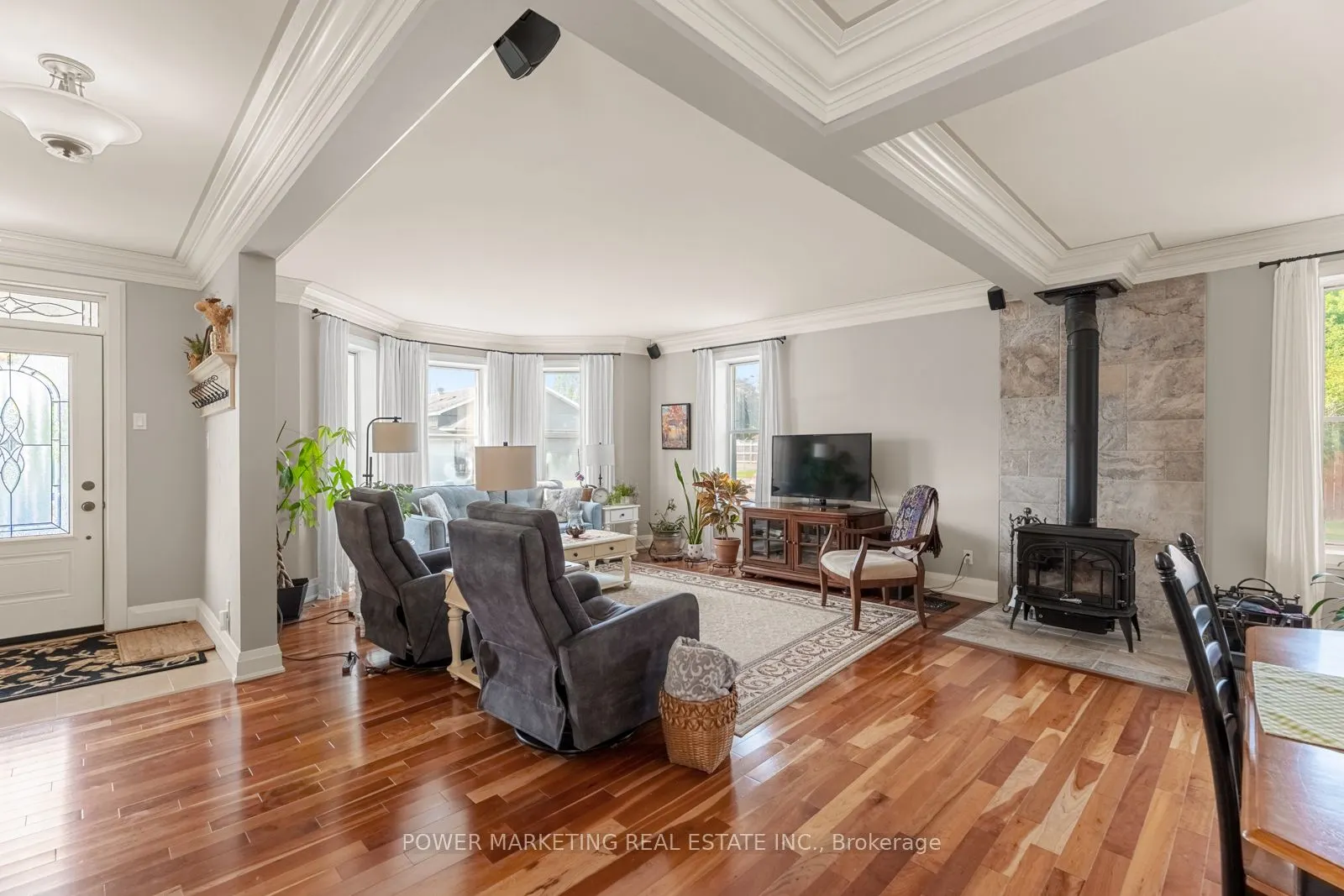 49 McLachlin Street