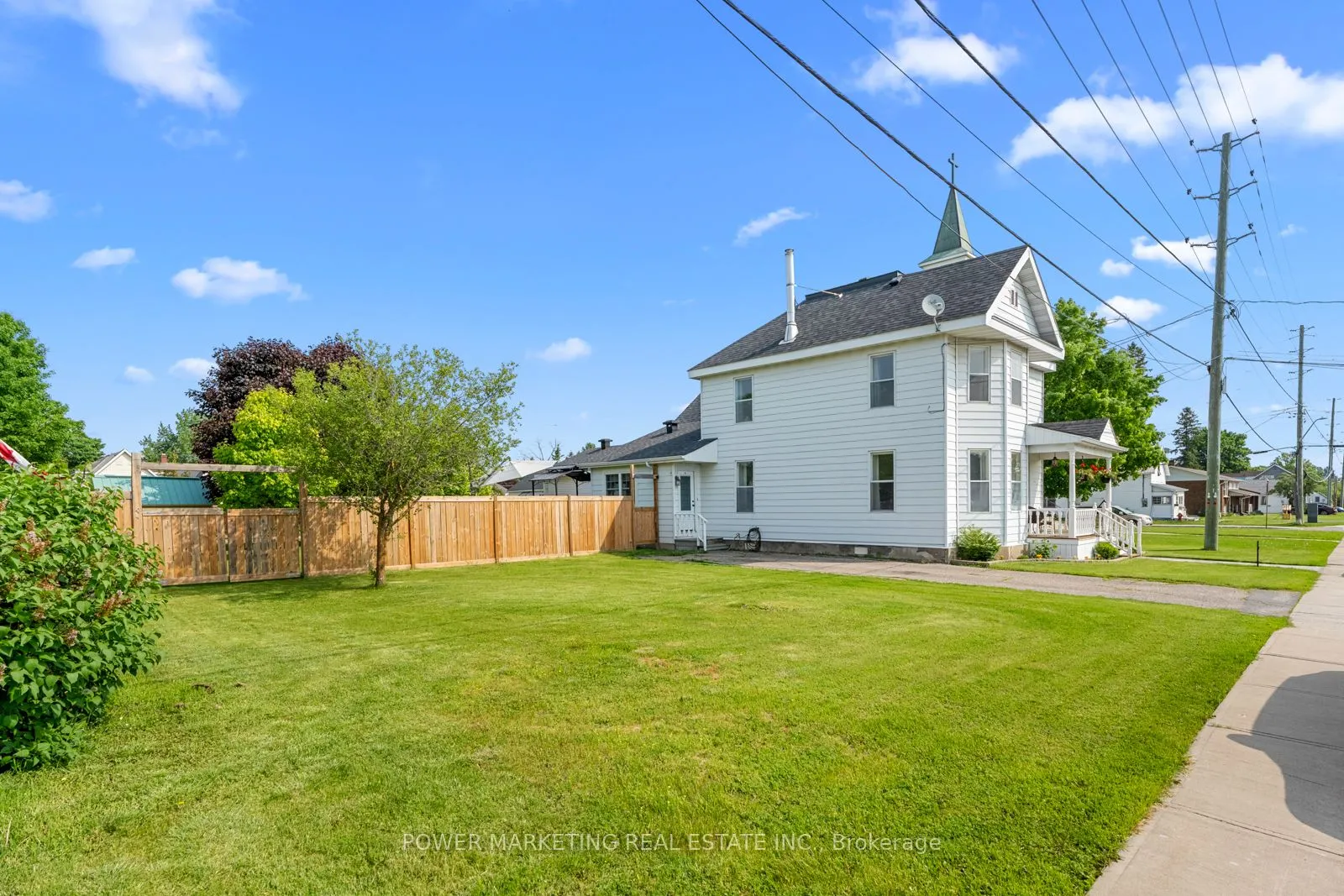 49 McLachlin Street