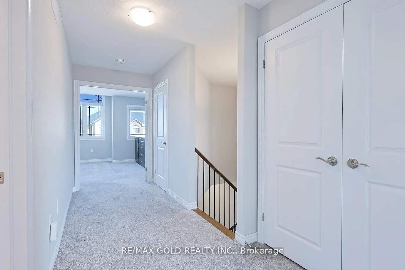 62 Spring Crest Way