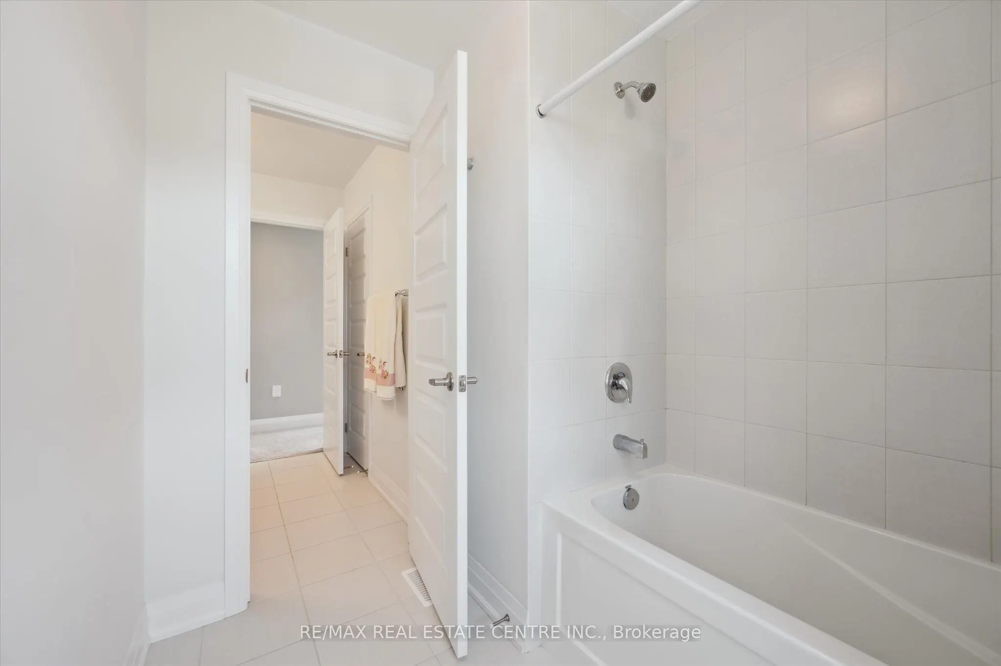 141 Mcfarlane Crescent