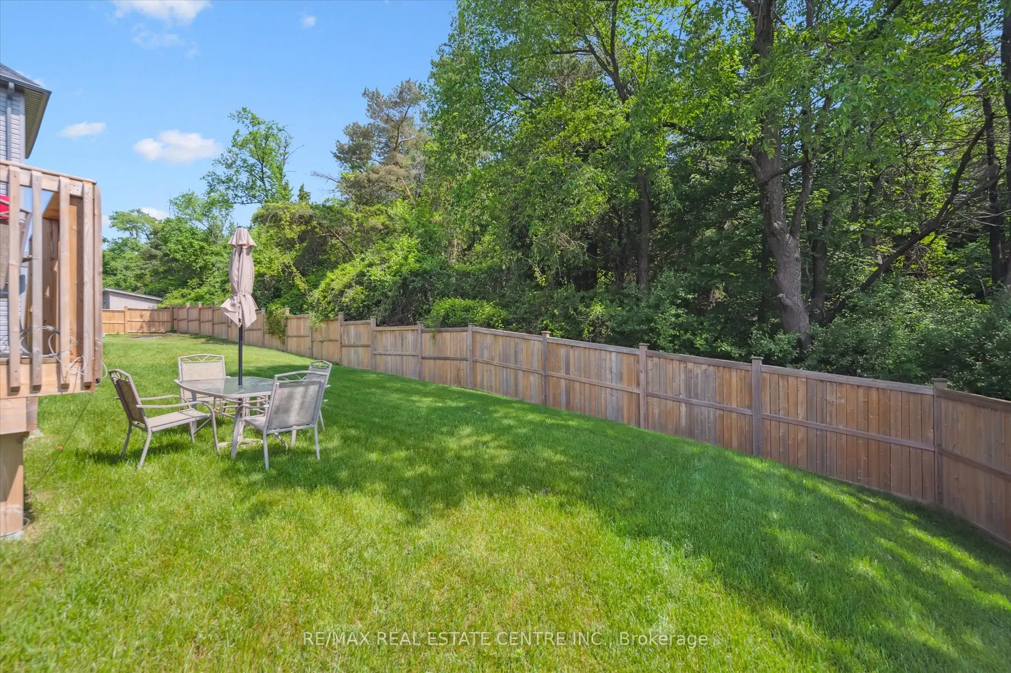 141 Mcfarlane Crescent