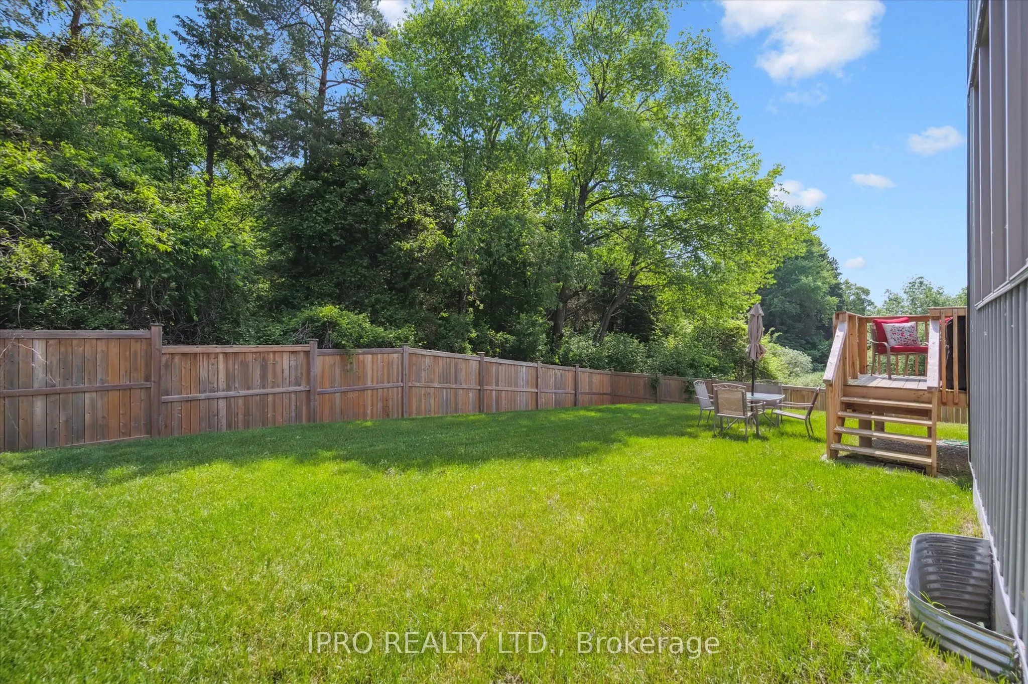 141 Mcfarlane Crescent