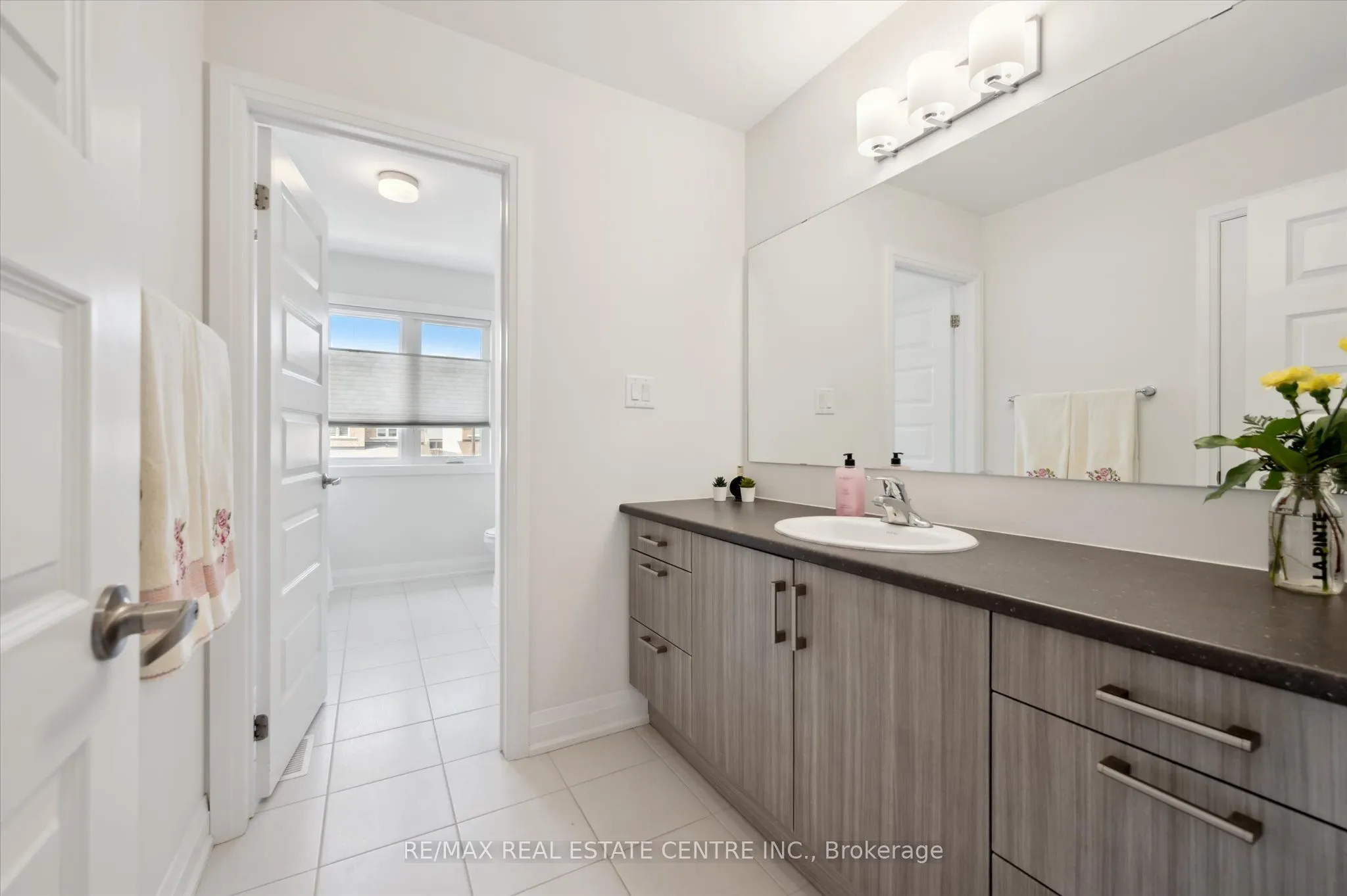 141 Mcfarlane Crescent