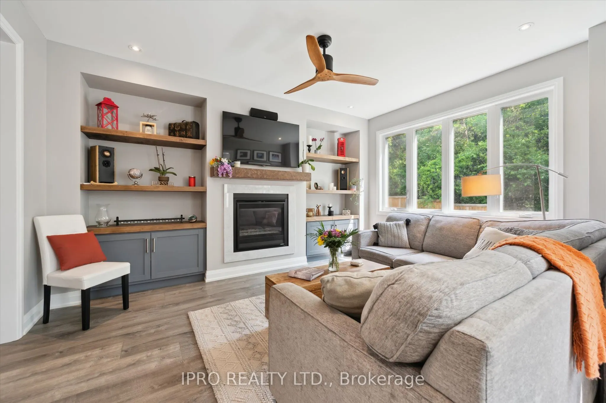 141 Mcfarlane Crescent