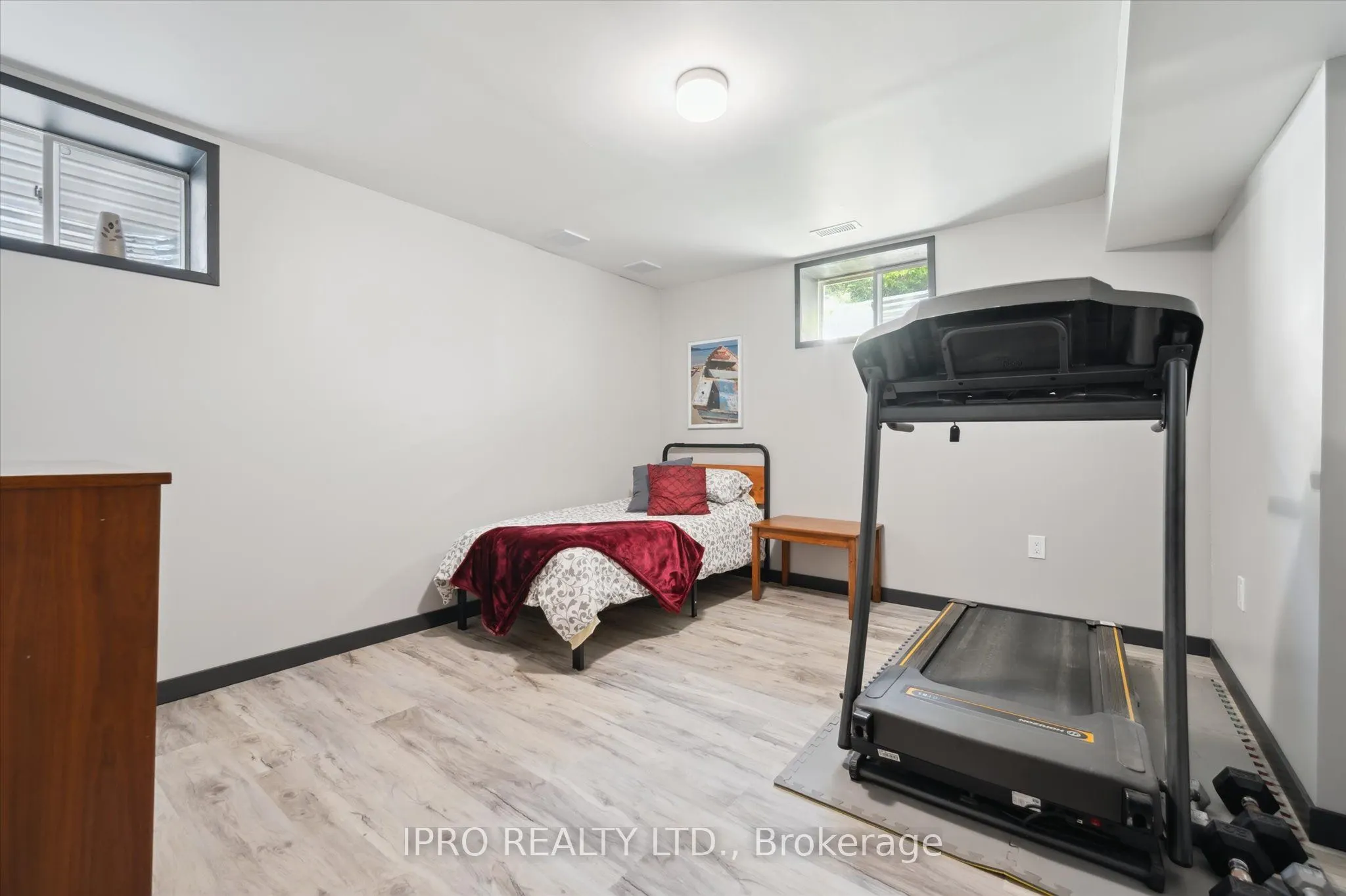 141 Mcfarlane Crescent