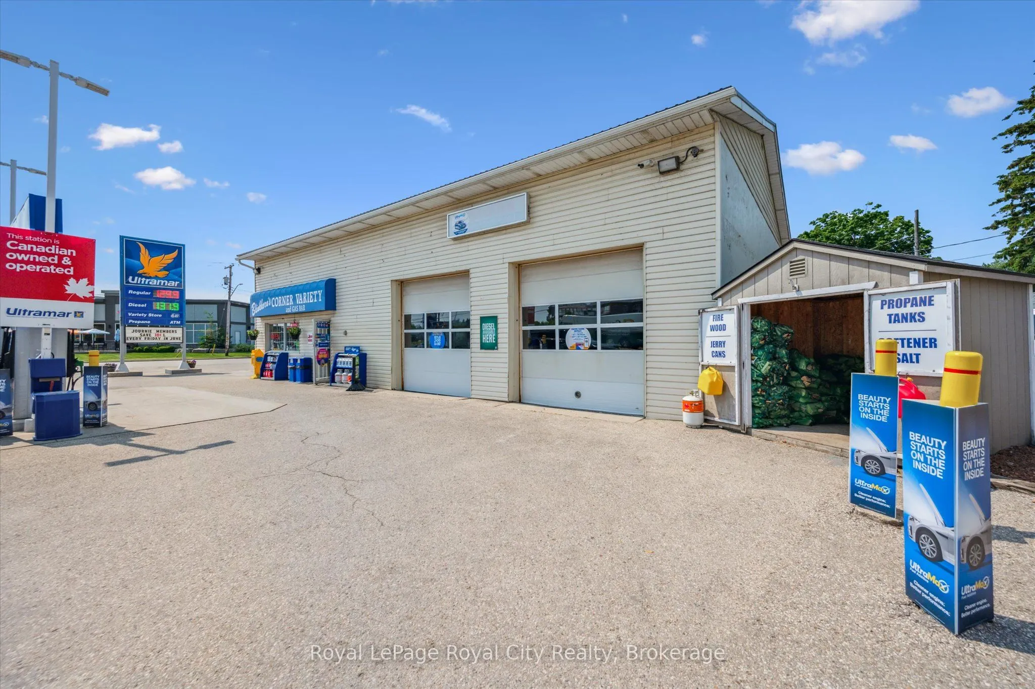 935 St. David Street N