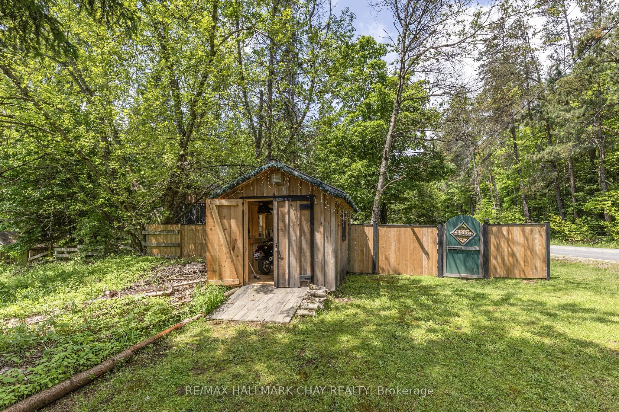 1465 Falkenburg Road