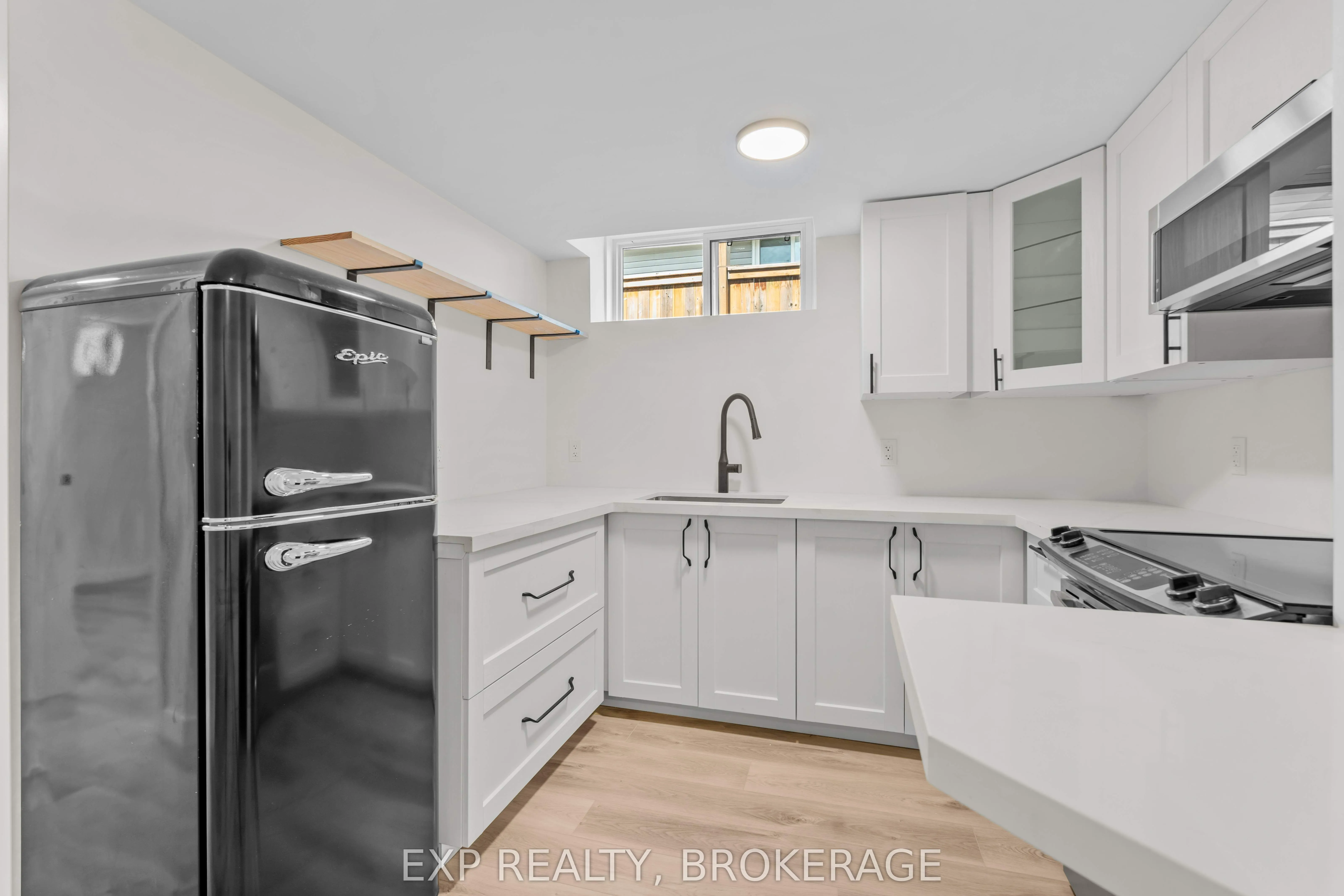 333 MELANIE Avenue