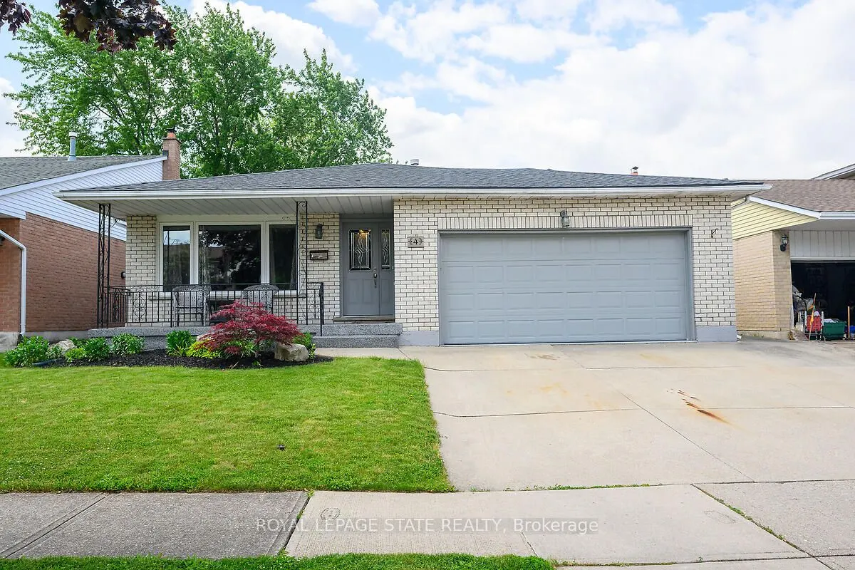 4 Bing Crescent